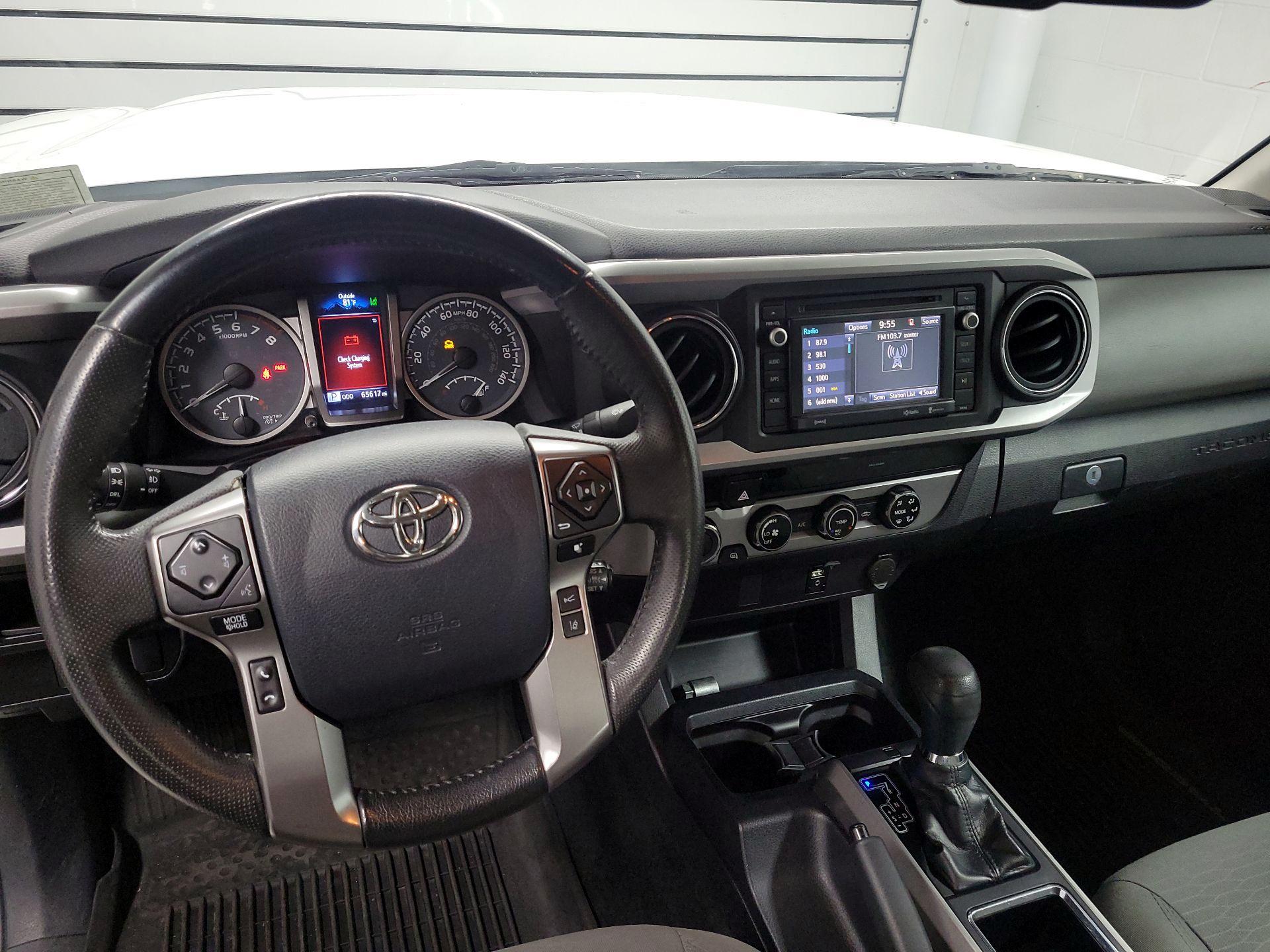 Thumbnail: 2018 Toyota Tacoma - 9