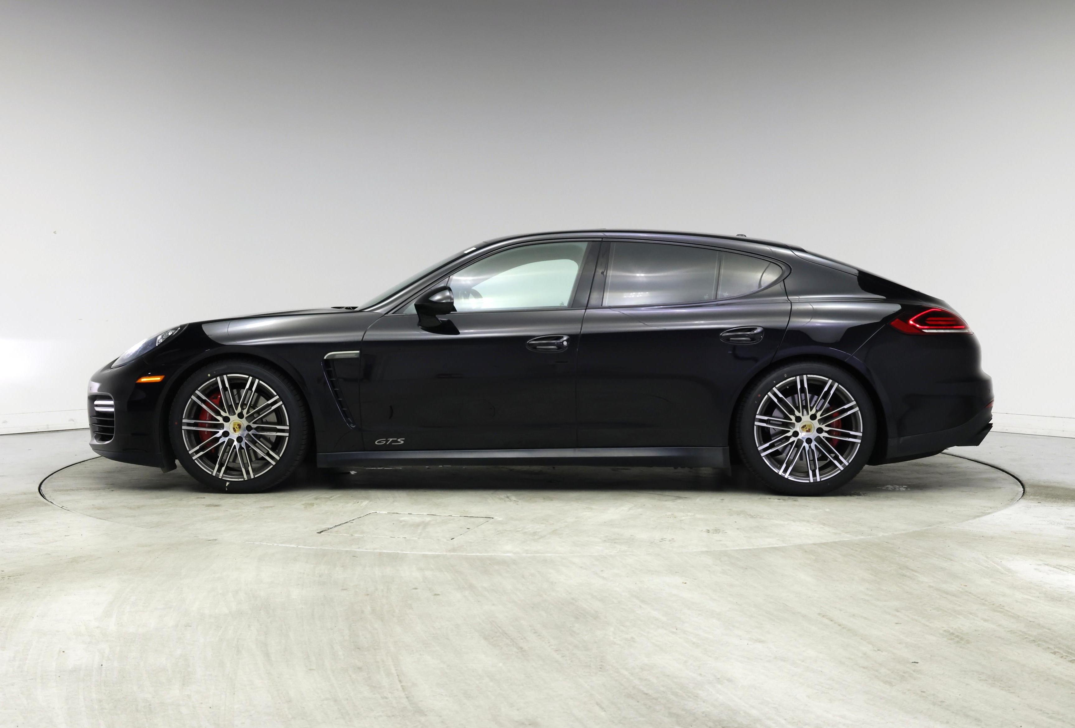 Thumbnail: 2015 Porsche Panamera - 3