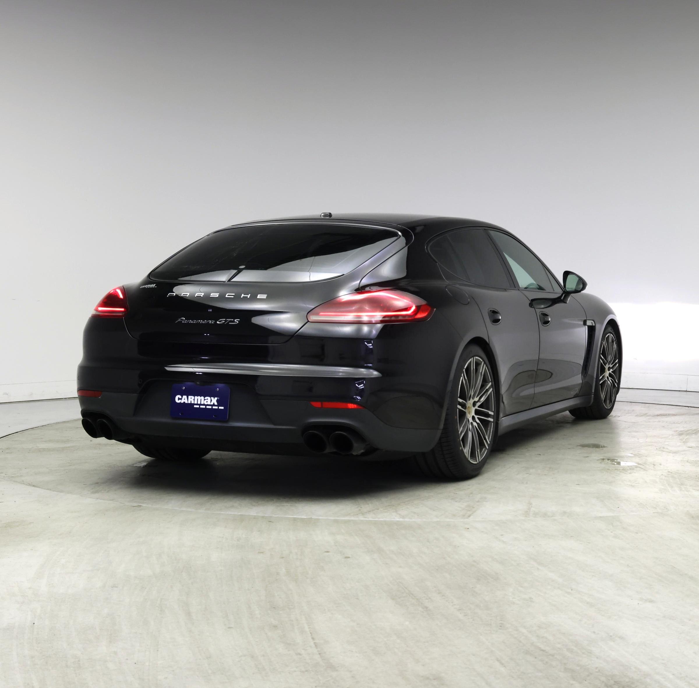 Thumbnail: 2015 Porsche Panamera - 8