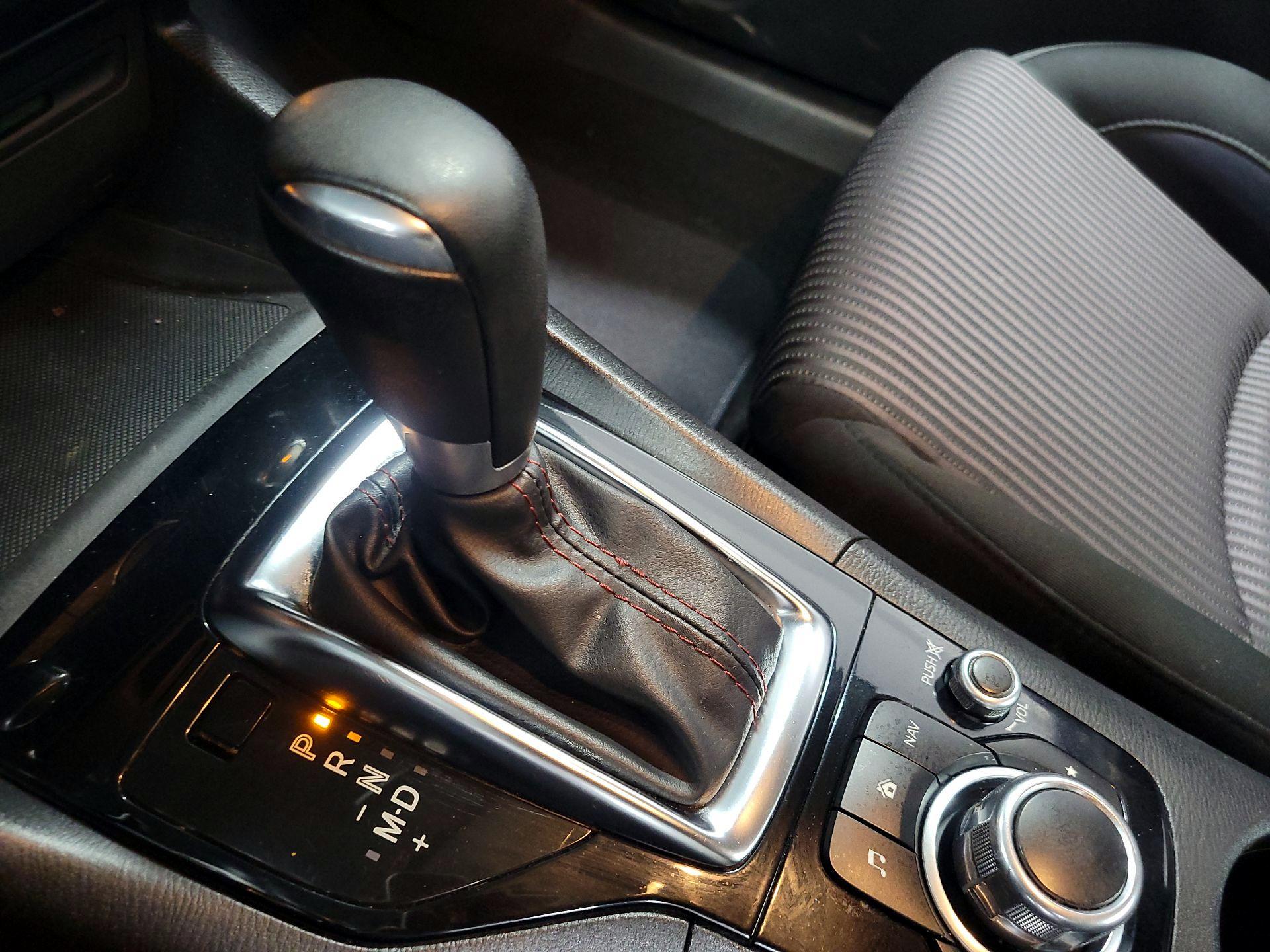 Thumbnail: 2014 Mazda Mazda3 - 16