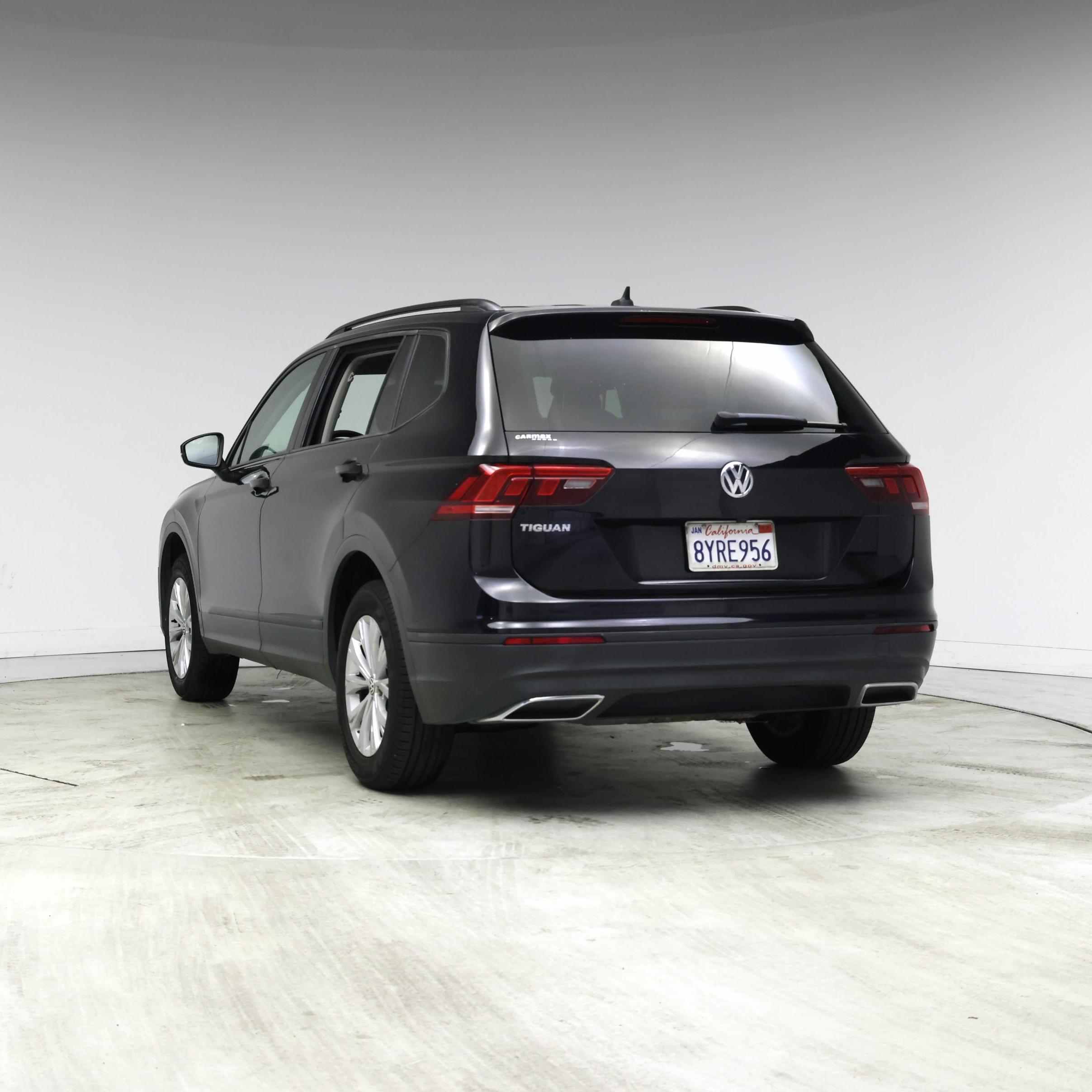 Thumbnail: 2020 Volkswagen Tiguan - 2