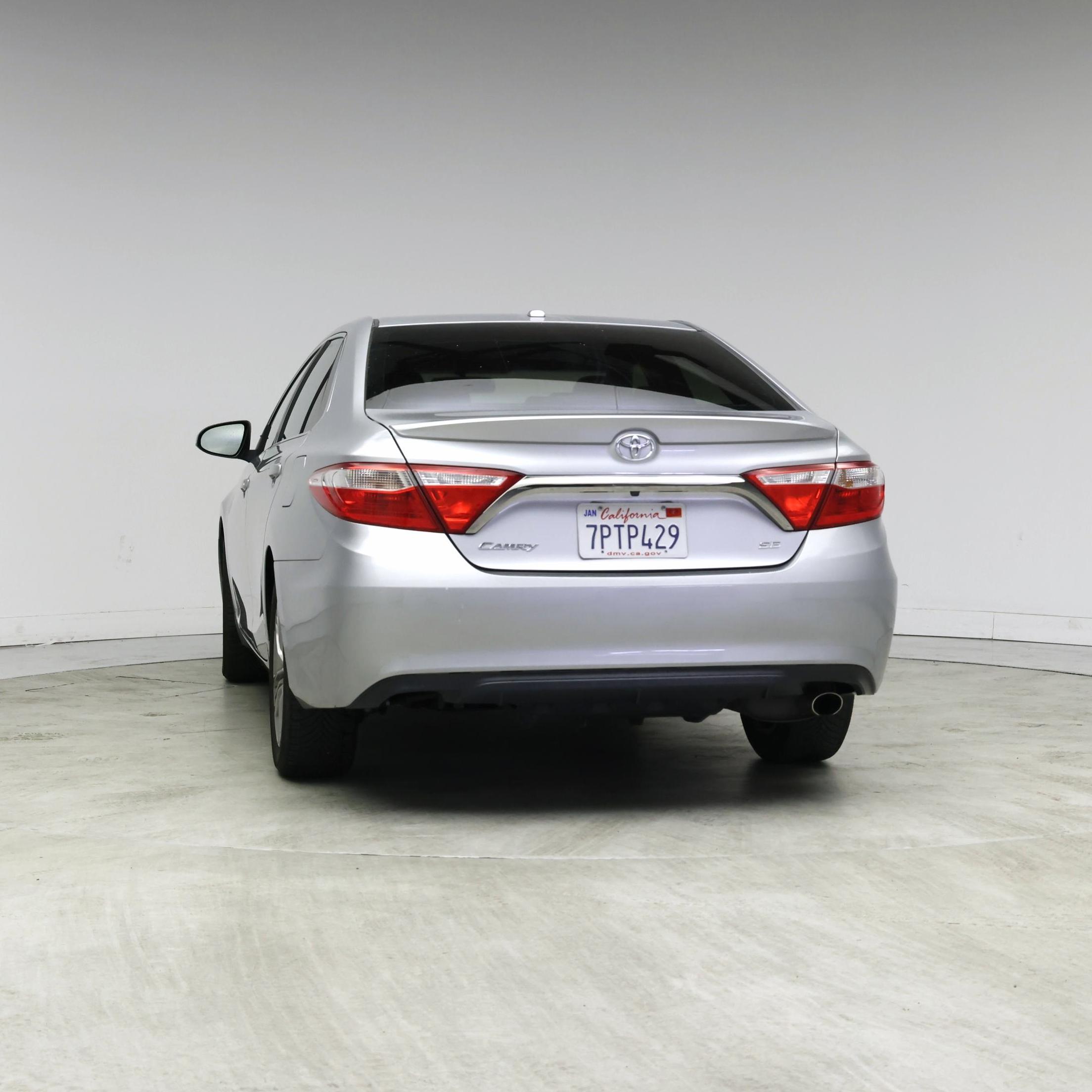 Thumbnail: 2016 Toyota Camry - 6