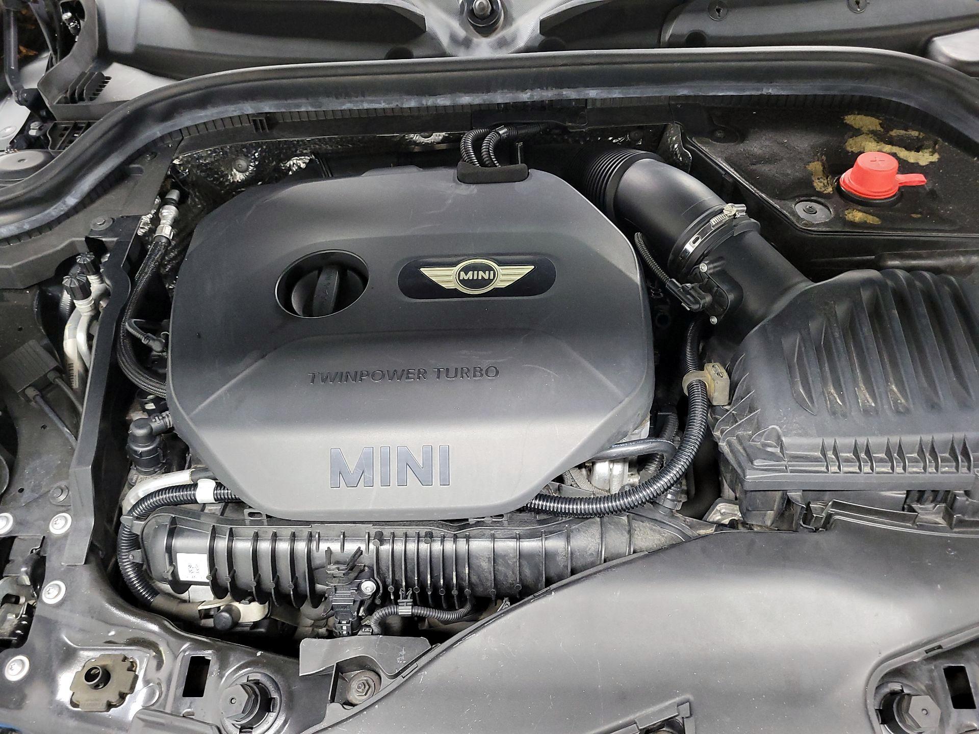 Thumbnail: 2015 MINI Cooper Hardtop - 20