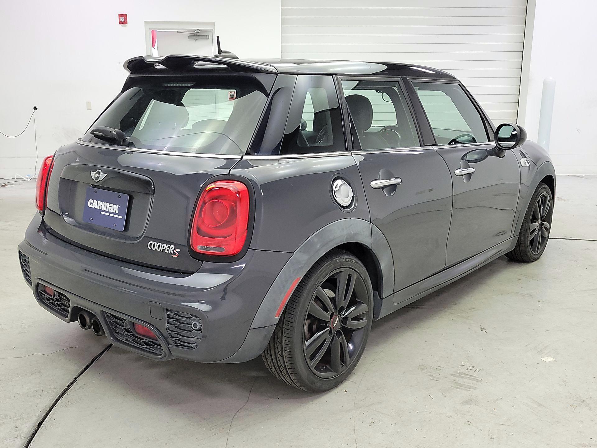 Thumbnail: 2015 MINI Cooper Hardtop - 5