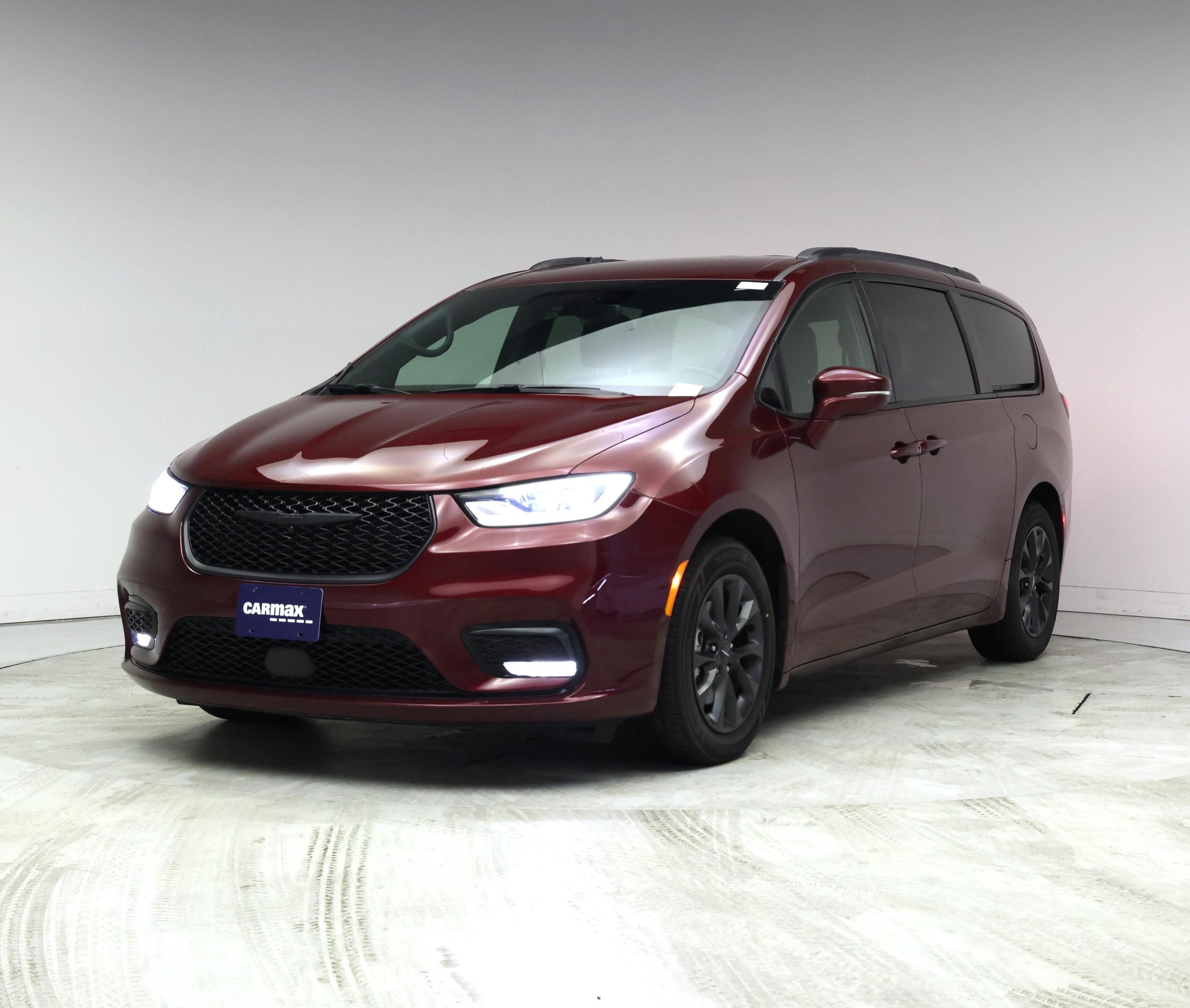 Thumbnail: 2021 Chrysler Pacifica - 4