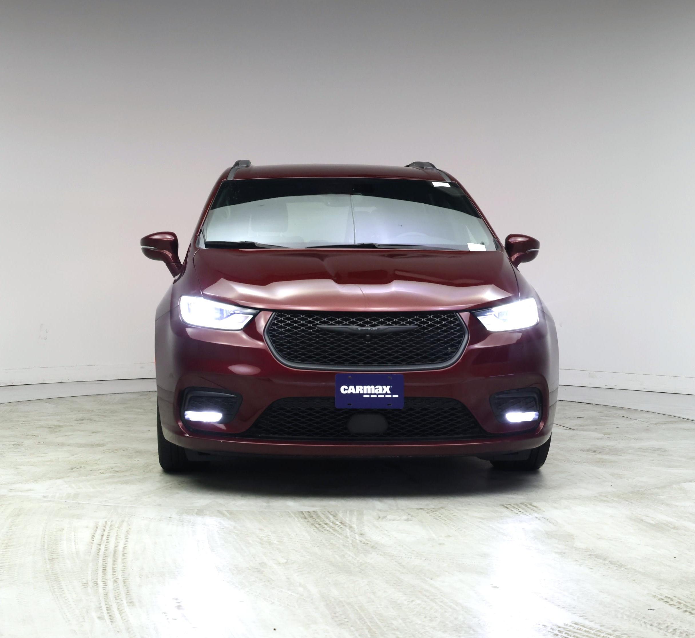 Thumbnail: 2021 Chrysler Pacifica - 5