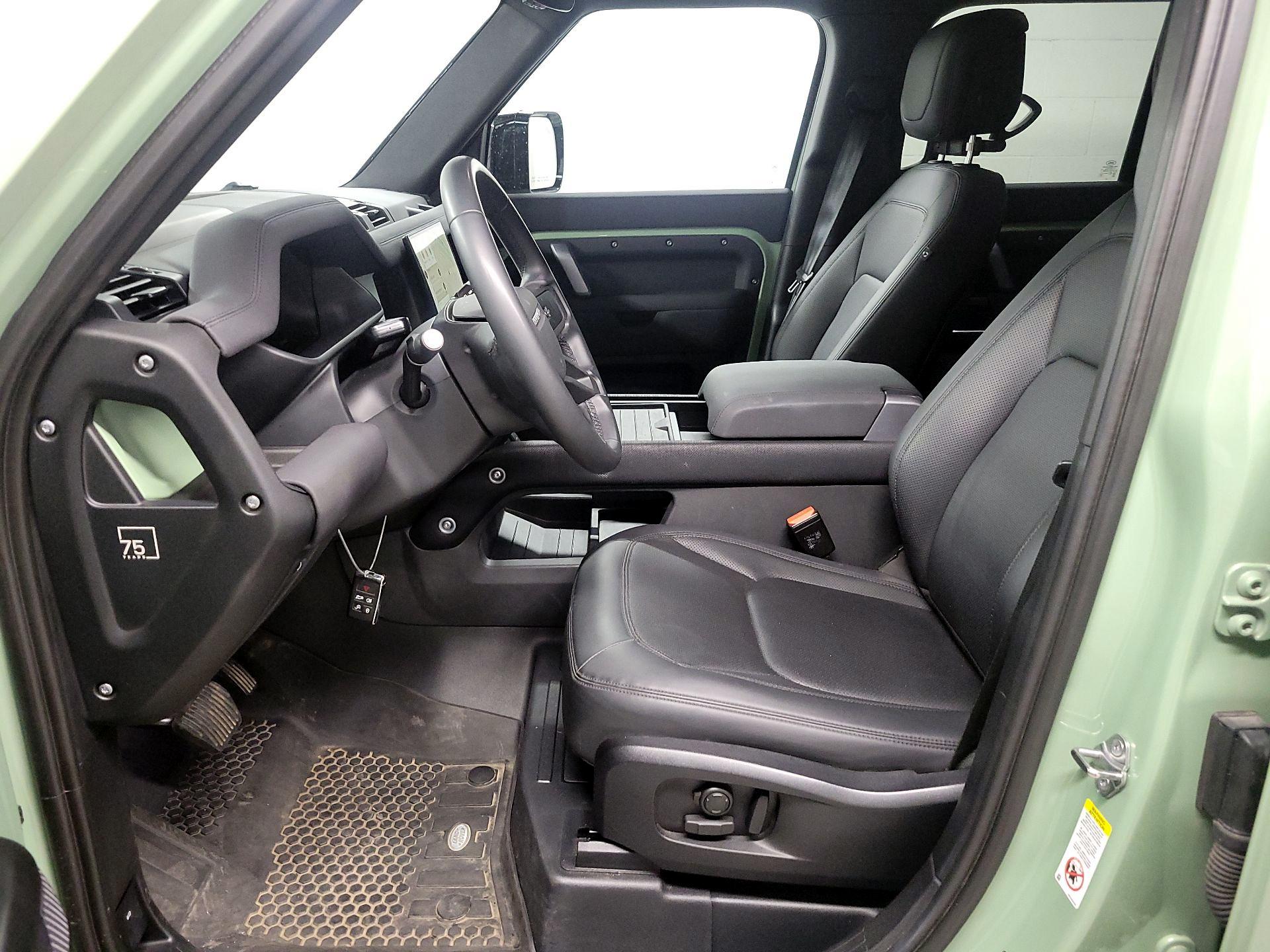 Thumbnail: 2023 Land Rover Defender - 11