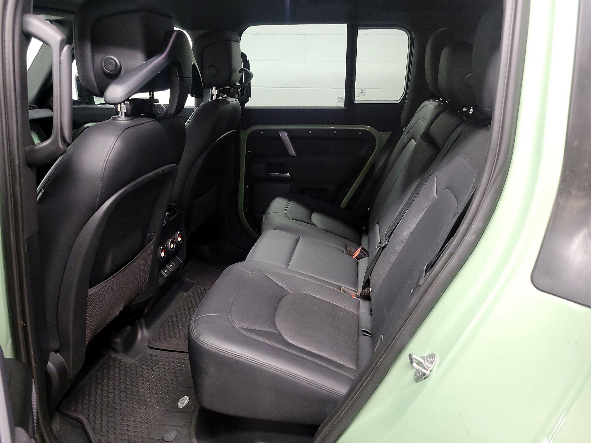 Thumbnail: 2023 Land Rover Defender - 18