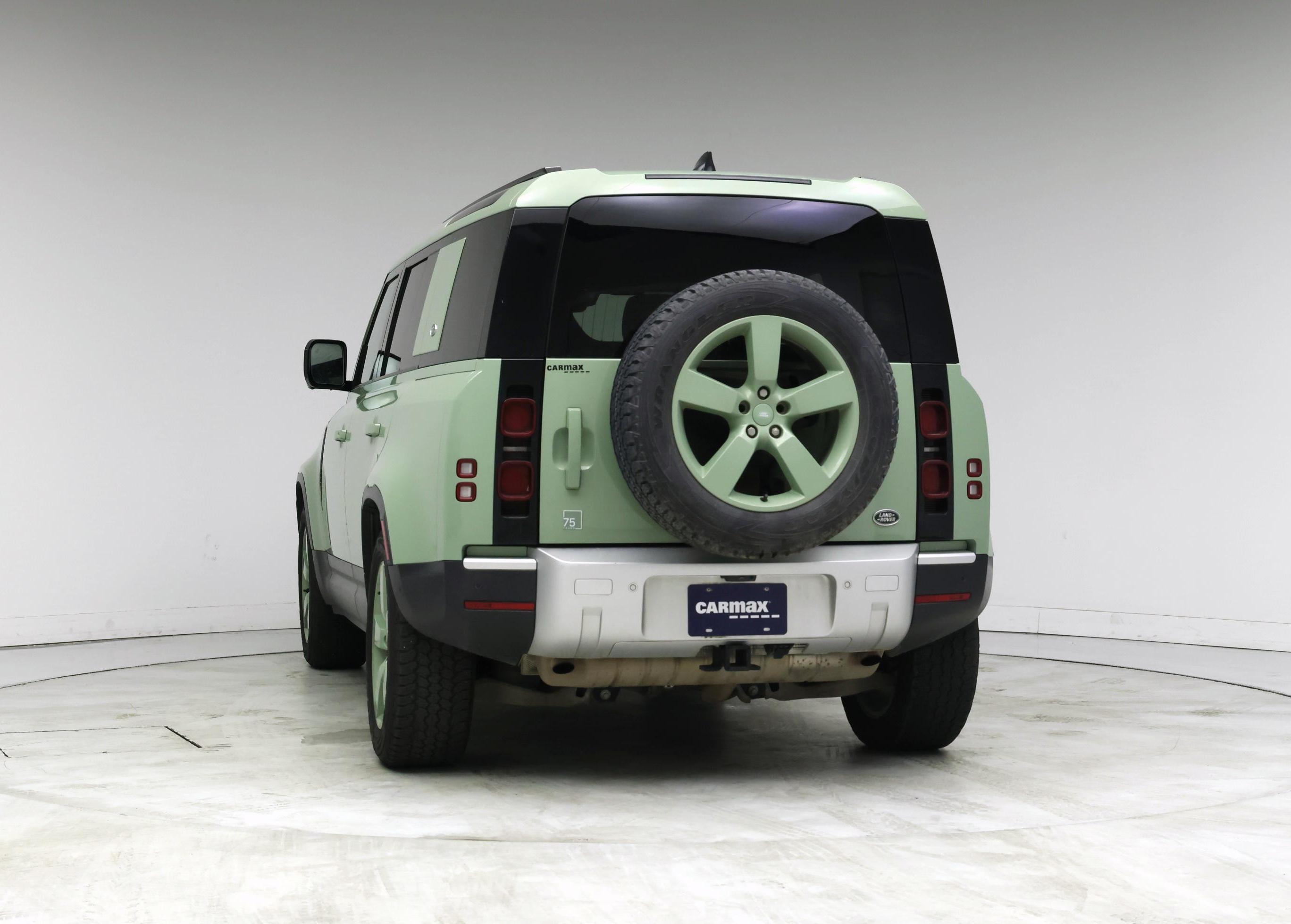 Thumbnail: 2023 Land Rover Defender - 6