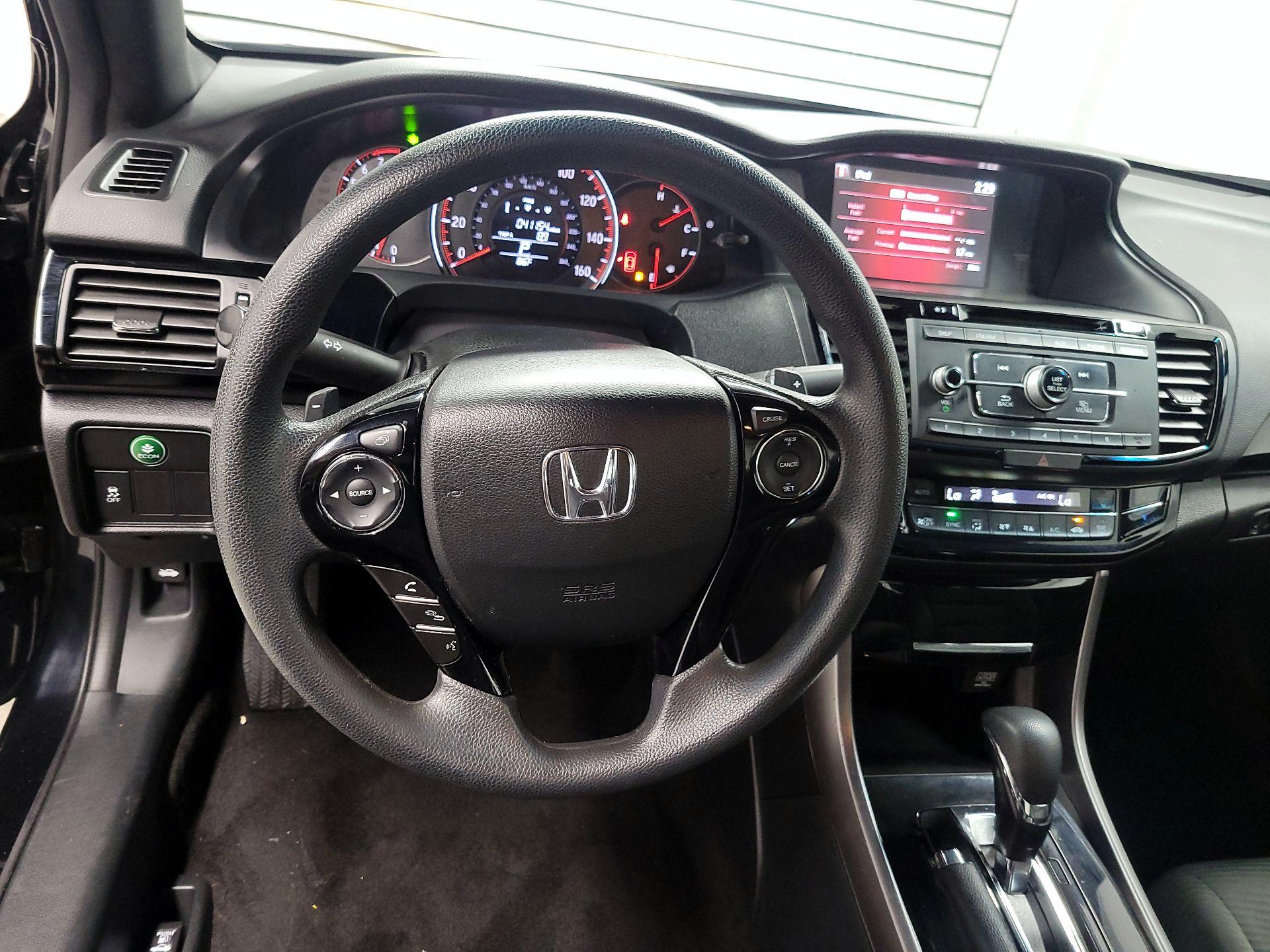 Thumbnail: 2017 Honda Accord - 10