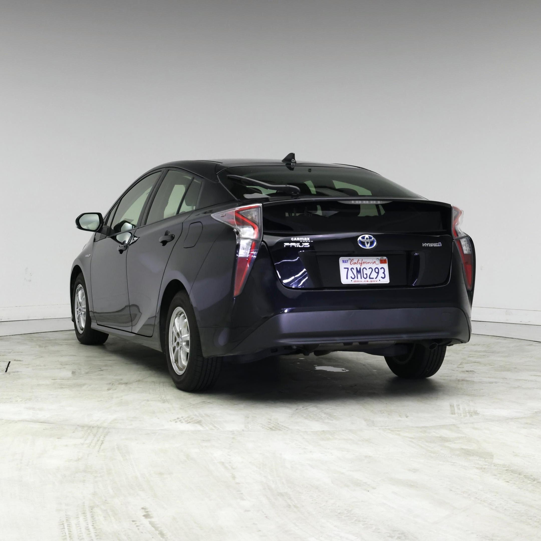 Thumbnail: 2016 Toyota Prius - 2