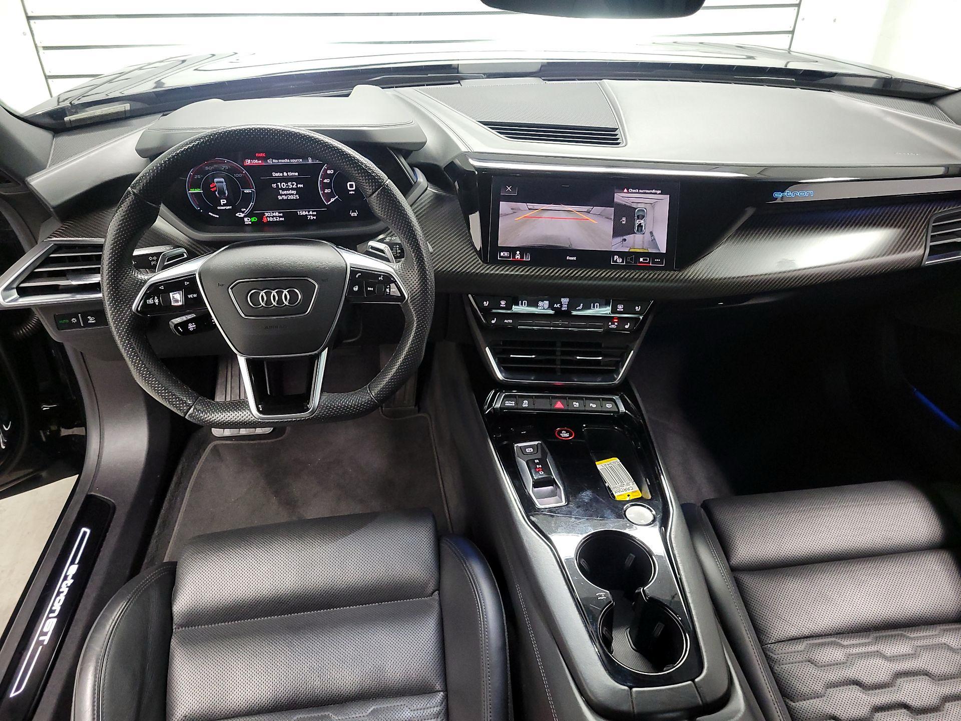 Thumbnail: 2022 Audi e-tron GT - 9