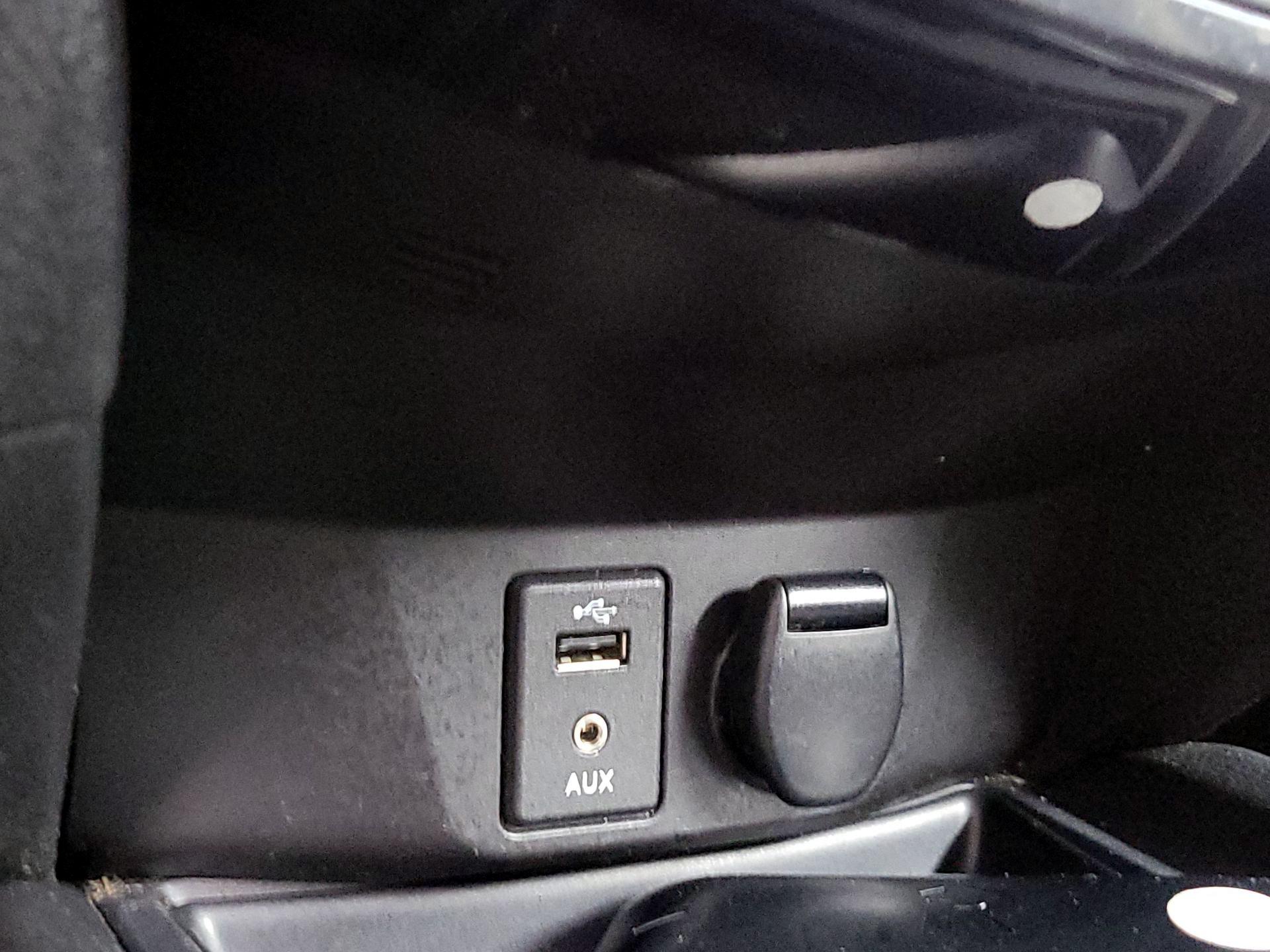 Thumbnail: 2016 Nissan Rogue - 17