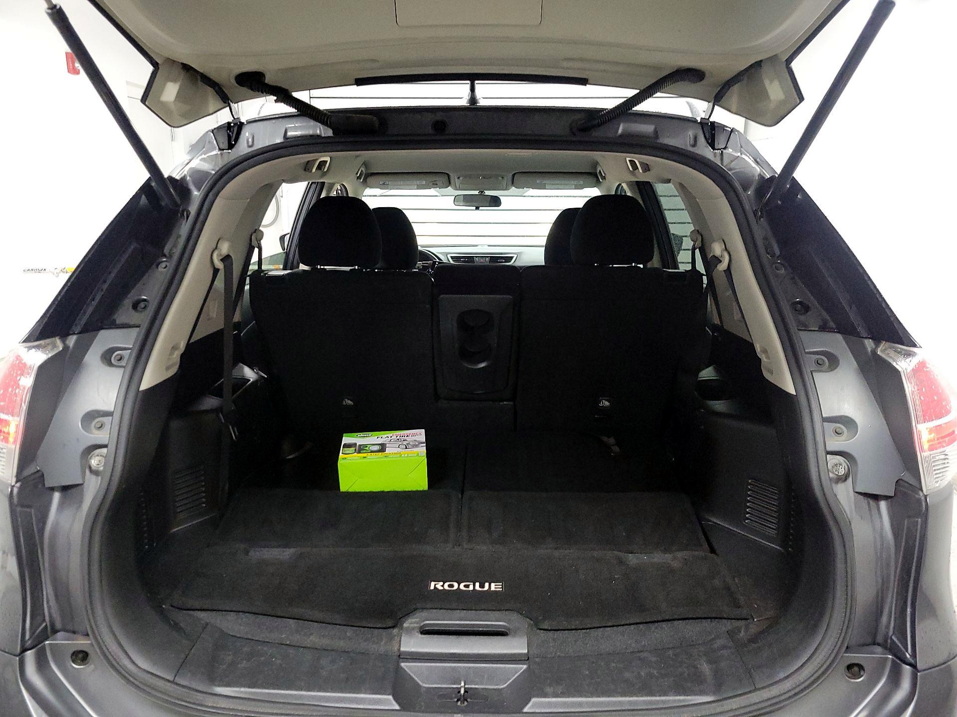 Thumbnail: 2016 Nissan Rogue - 19