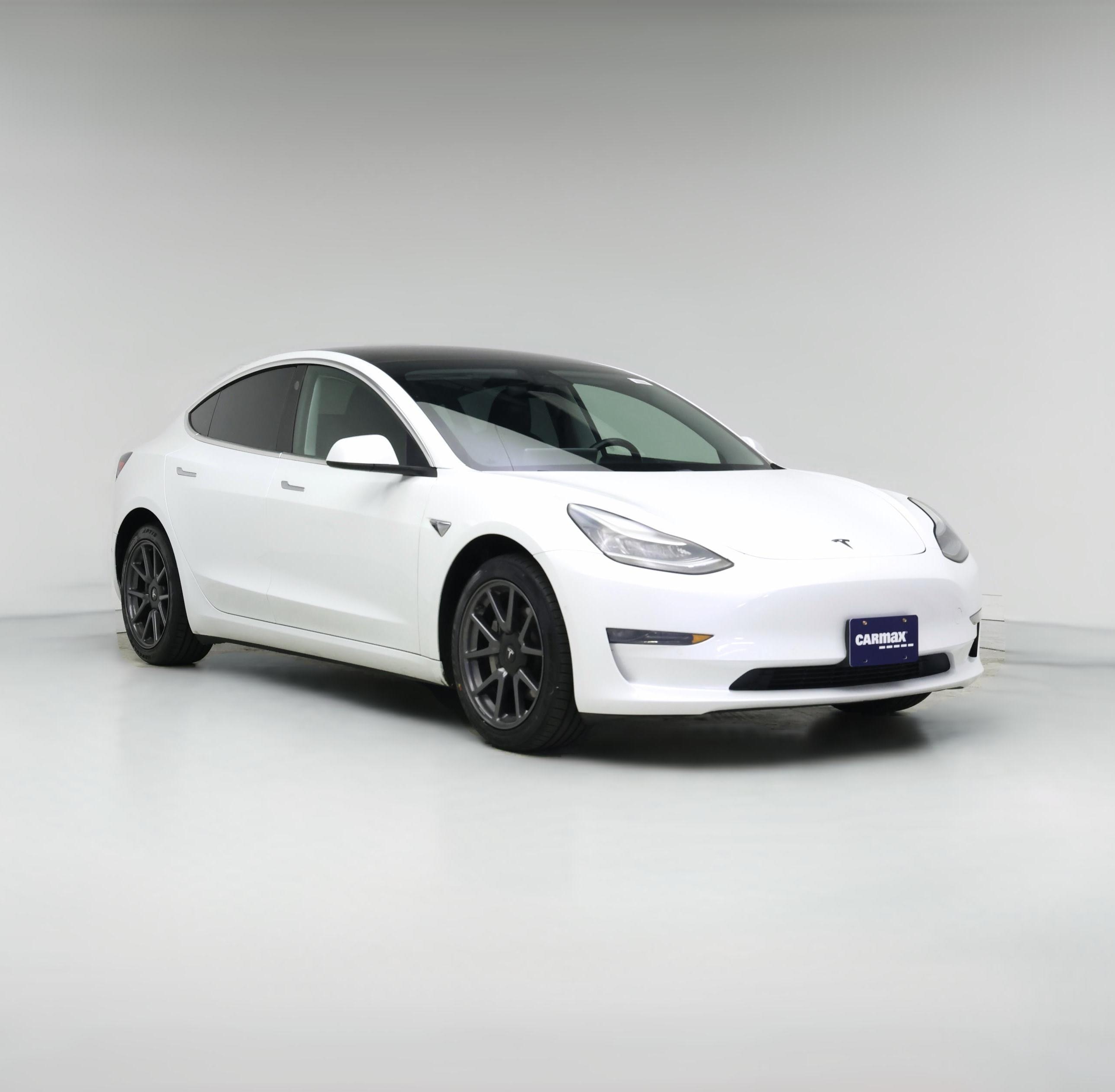 Thumbnail: 2019 Tesla Model 3 - 1
