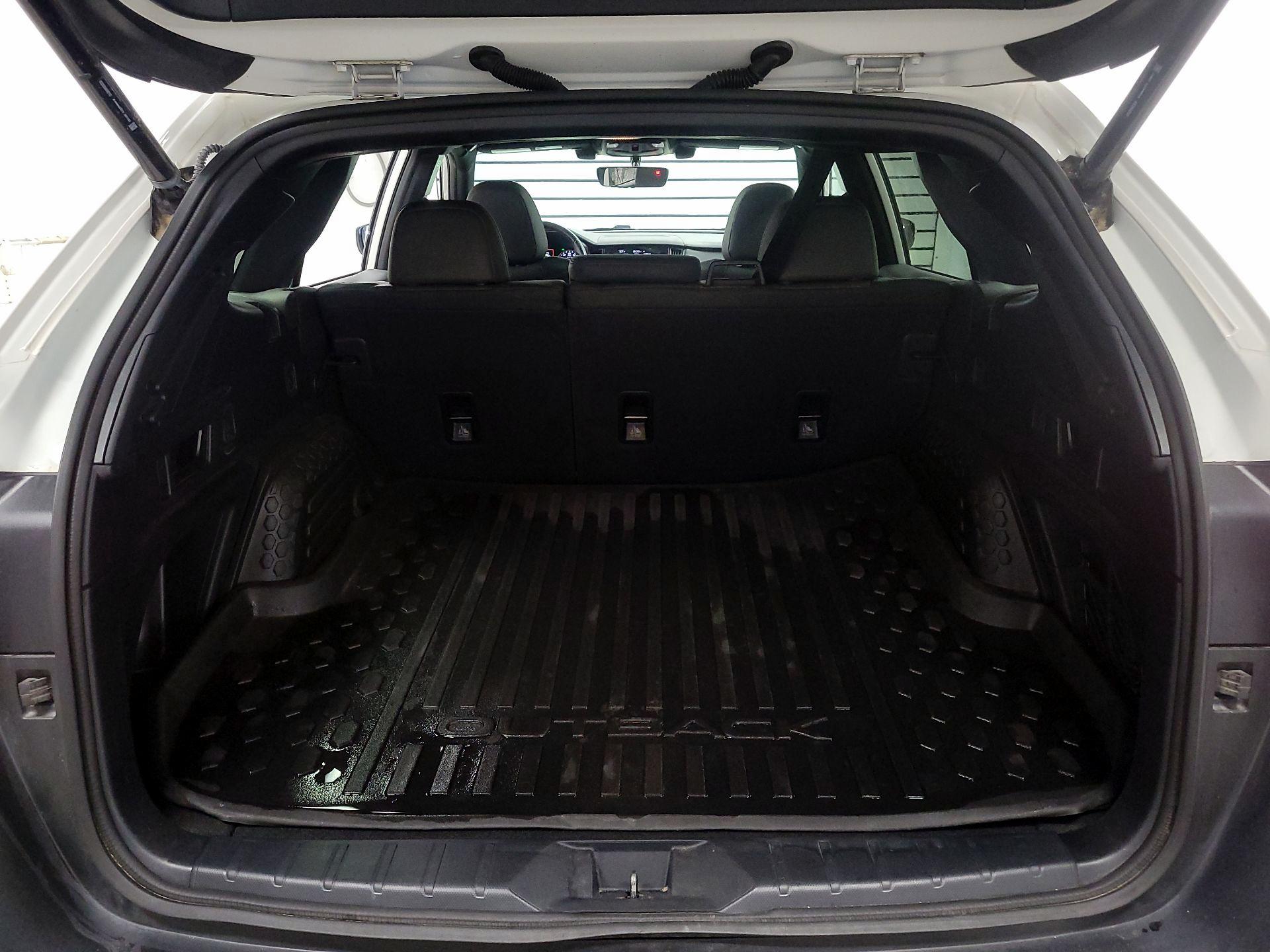 Thumbnail: 2022 Subaru Outback - 19