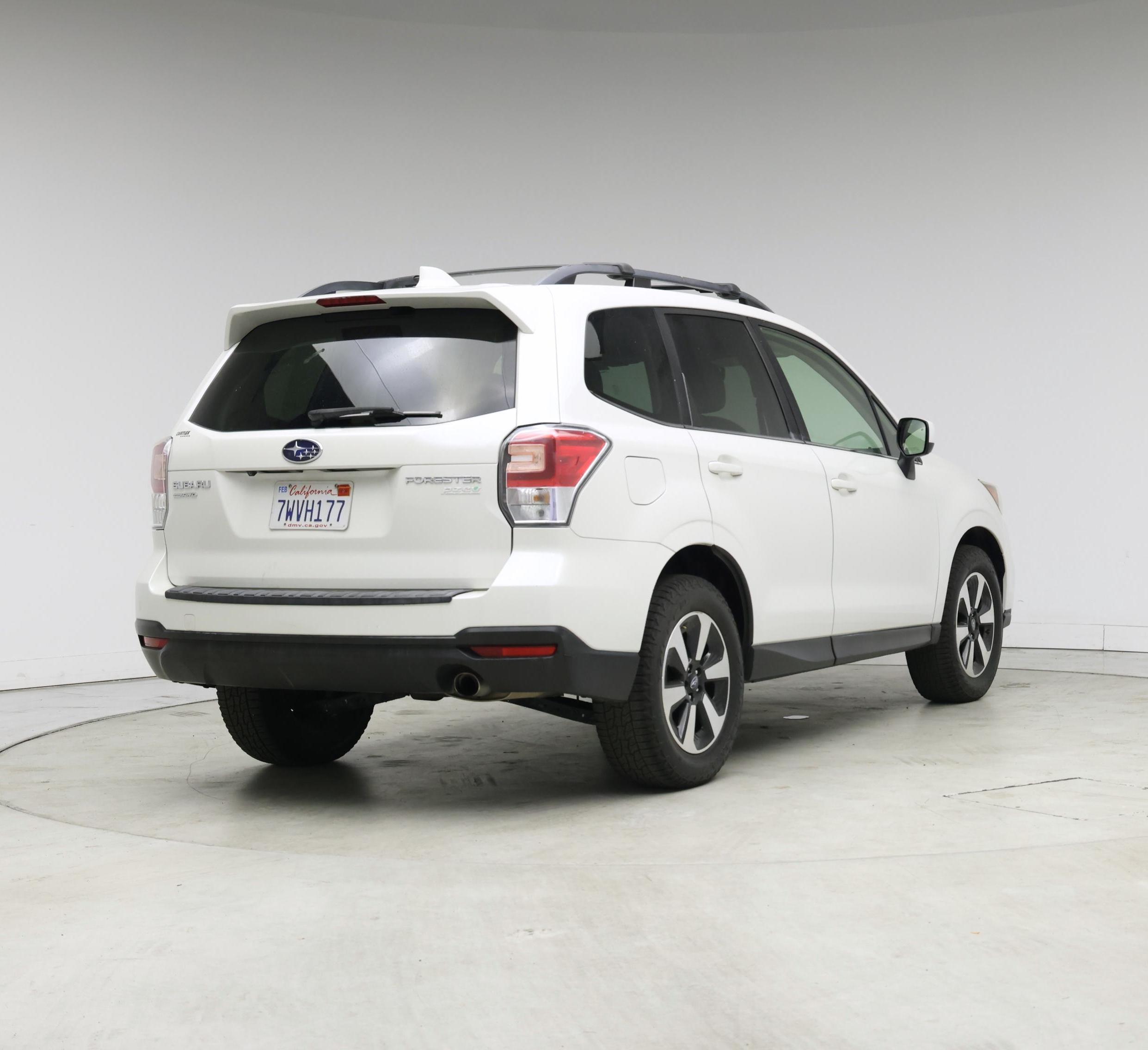 Thumbnail: 2017 Subaru Forester - 8