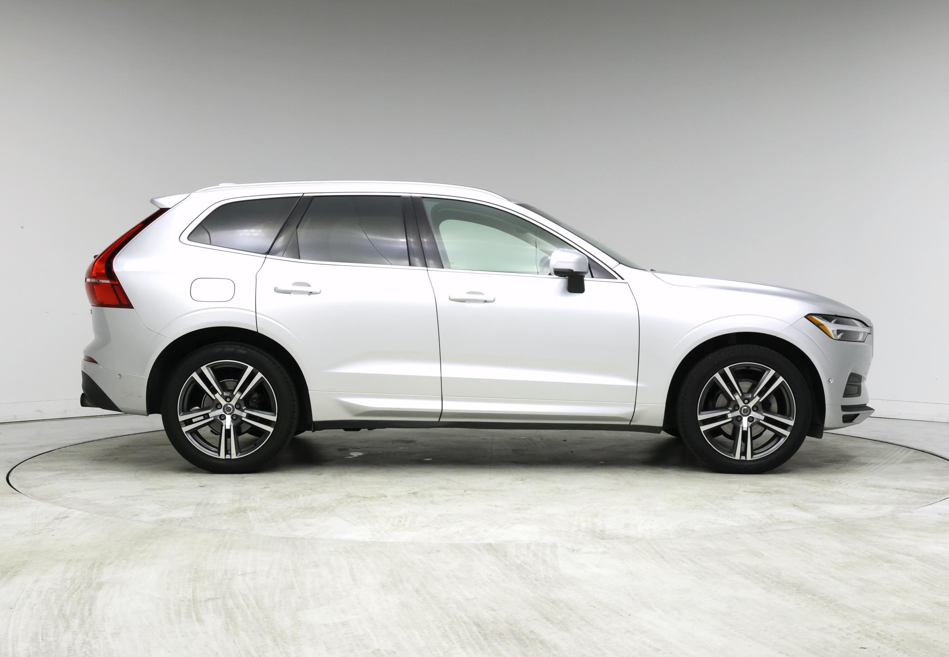 Thumbnail: 2018 Volvo XC60 - 7