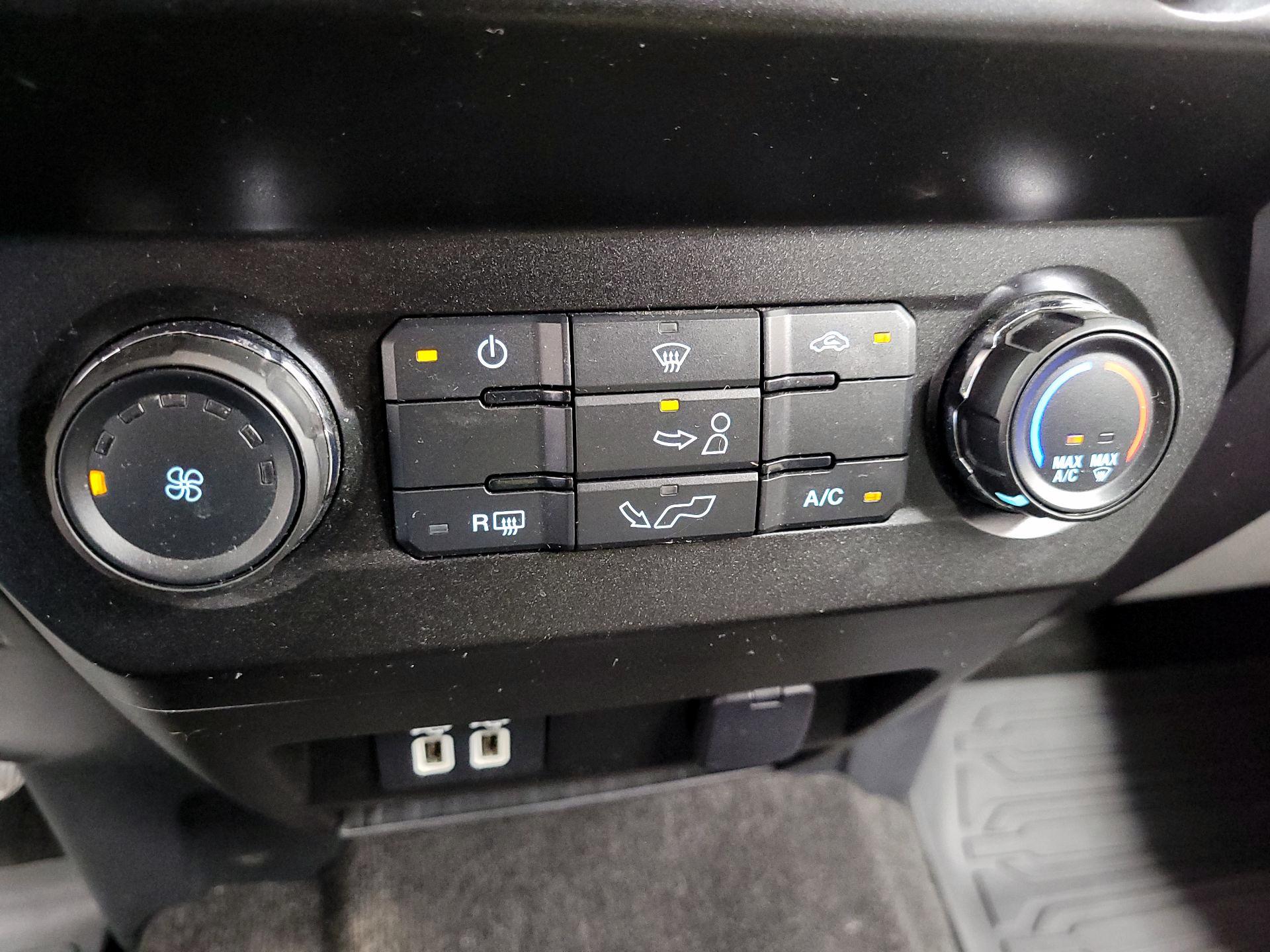 Thumbnail: 2019 Ford F-150 - 17