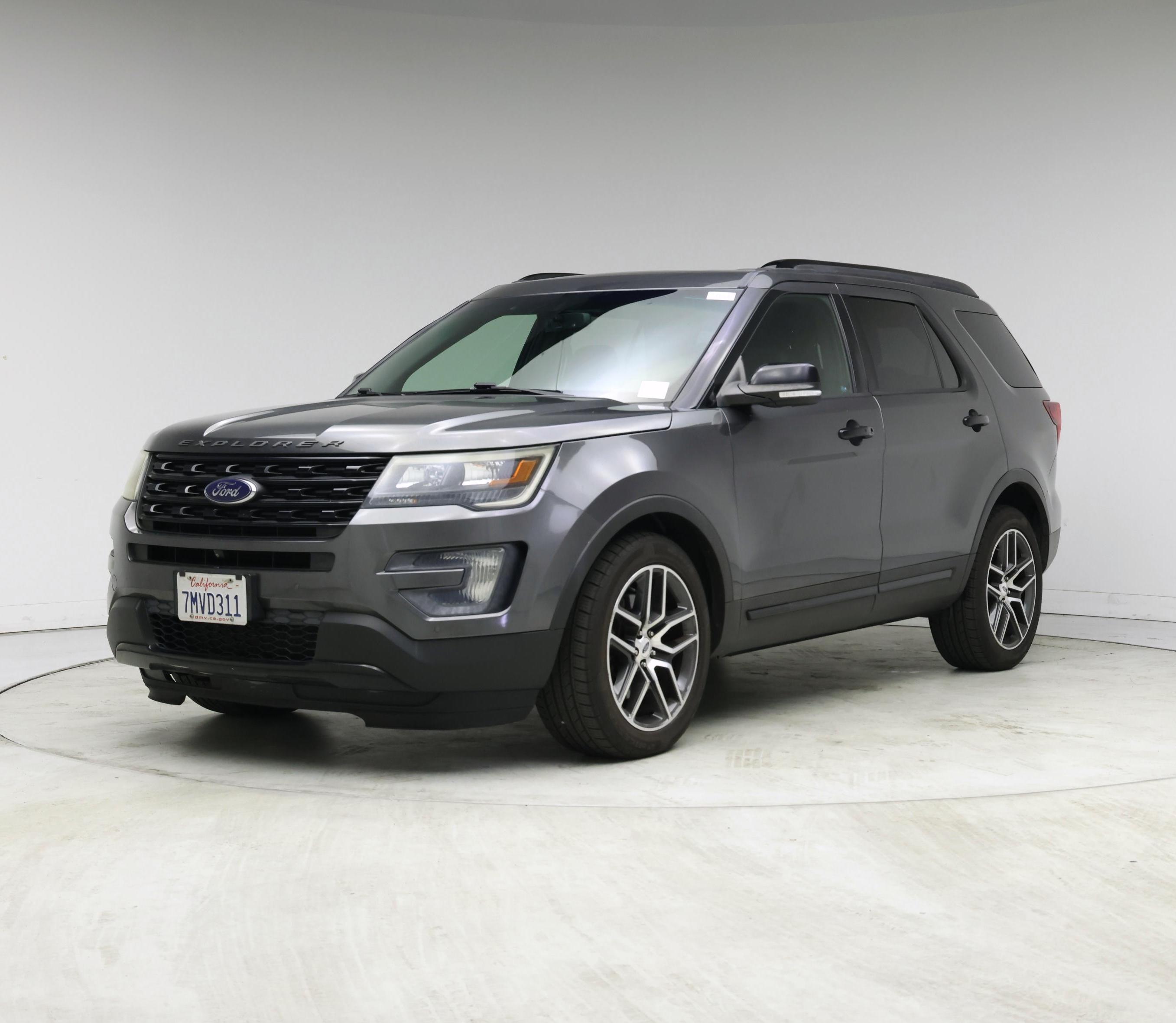 Thumbnail: 2016 Ford Explorer - 4