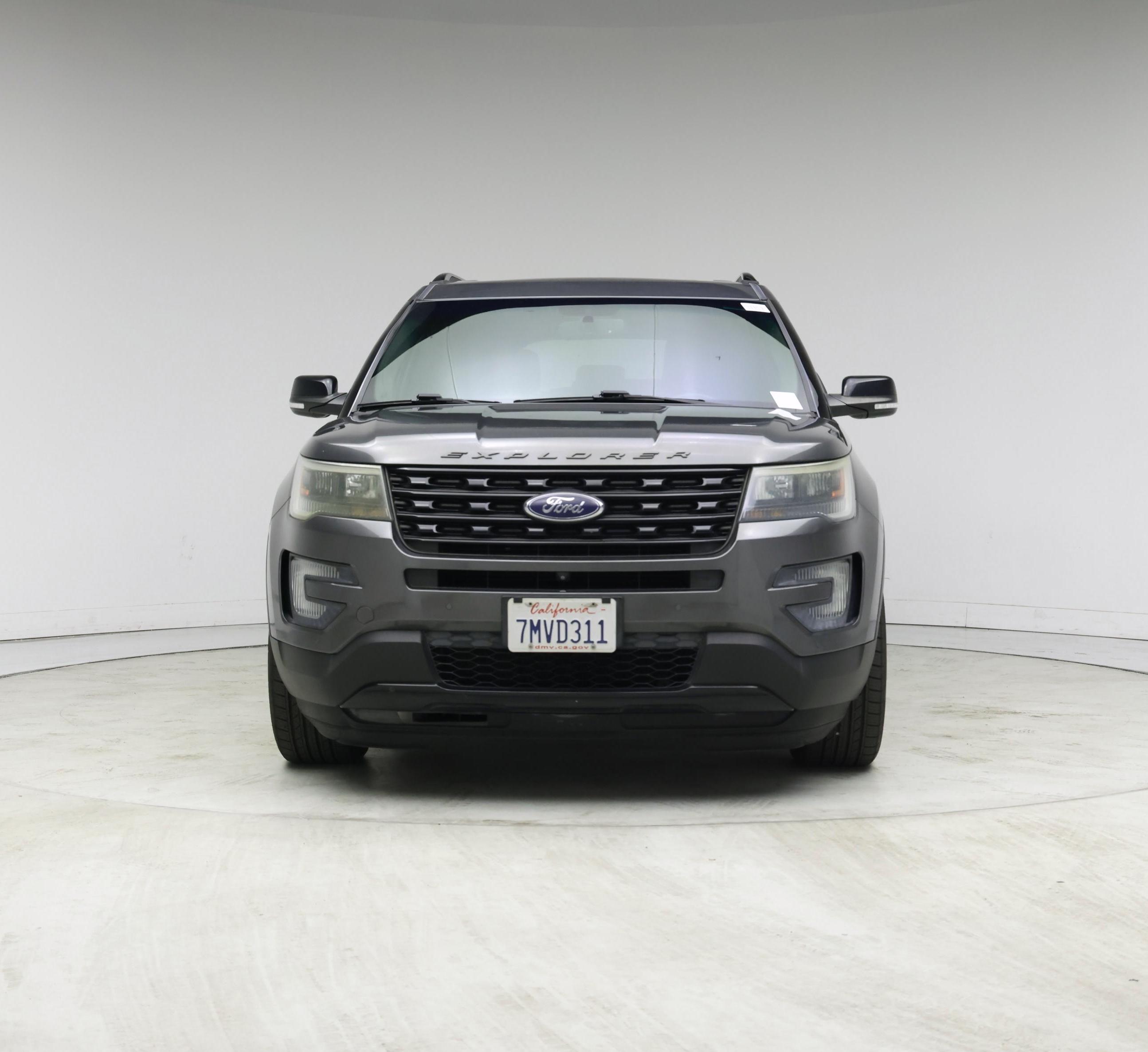 Thumbnail: 2016 Ford Explorer - 5