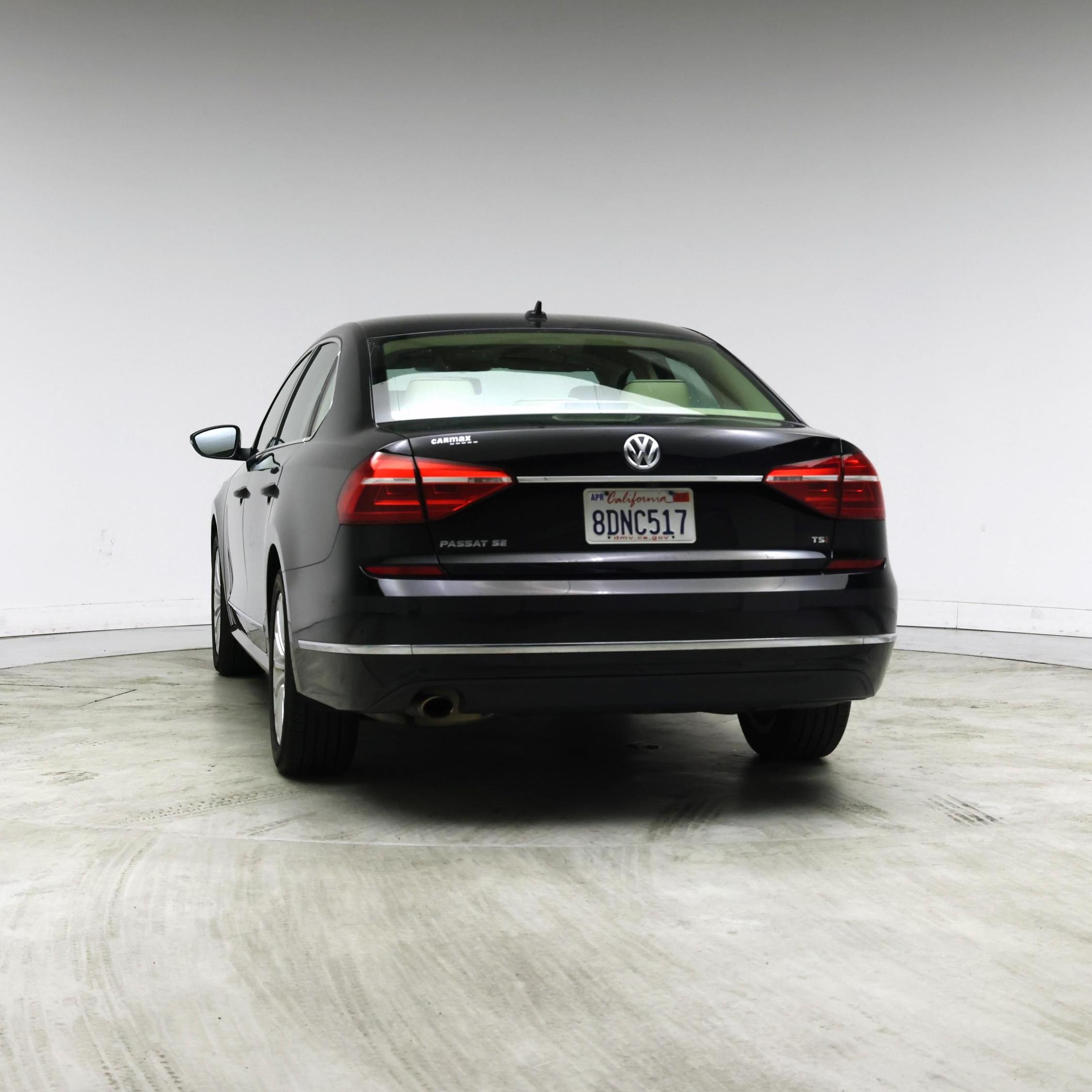 Thumbnail: 2016 Volkswagen Passat - 6