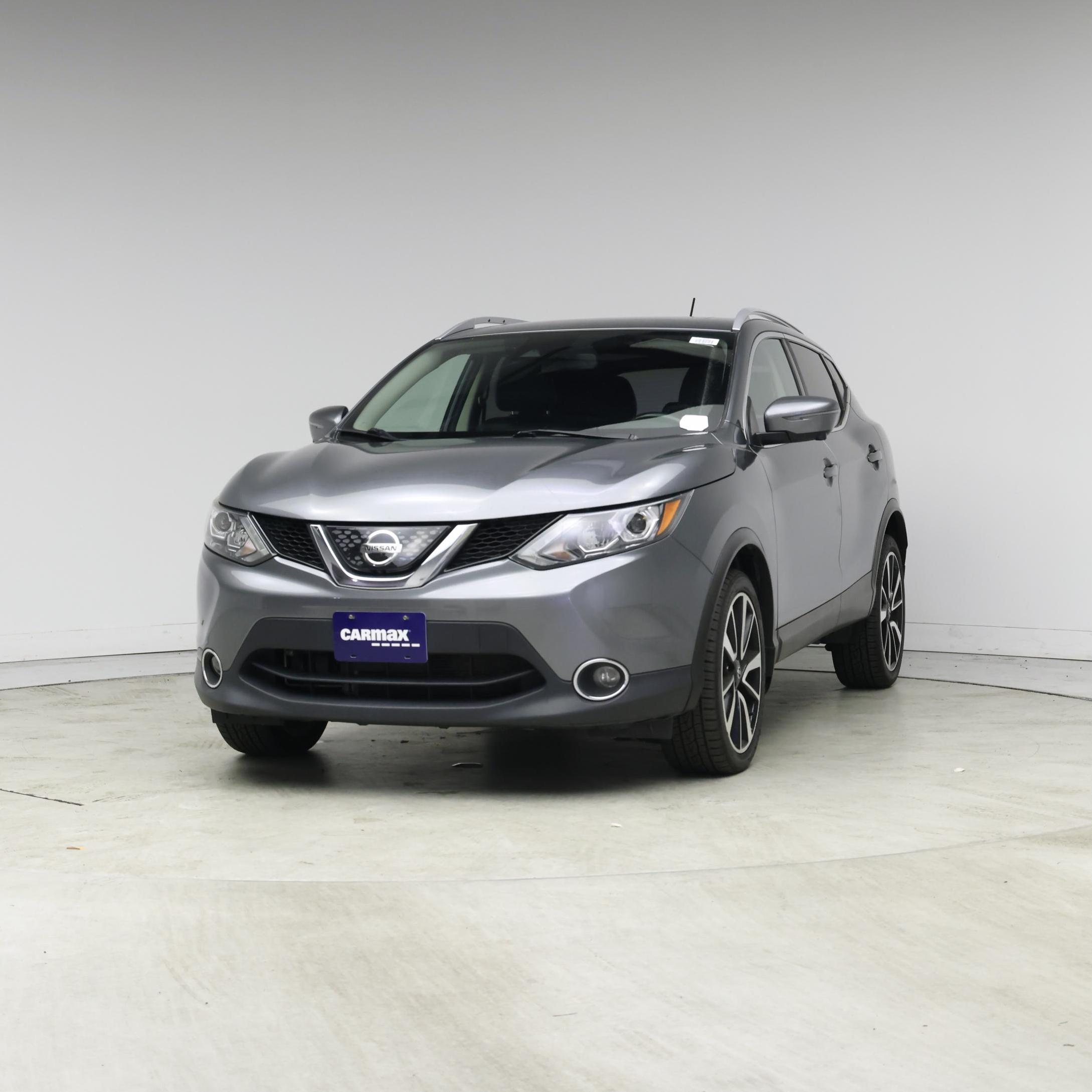 Thumbnail: 2018 Nissan Rogue Sport - 4