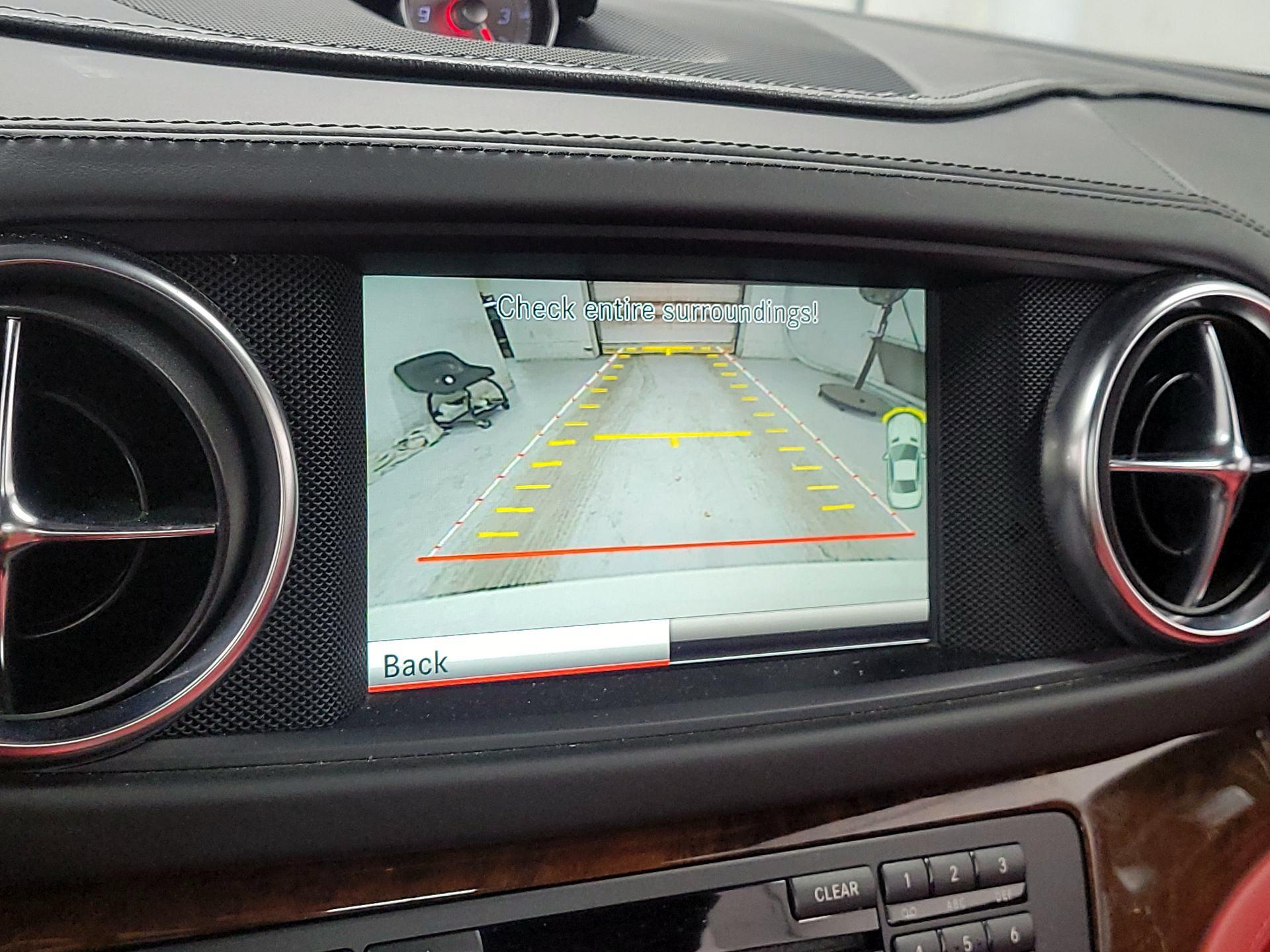 Thumbnail: 2016 Mercedes-Benz SL-Class - 13