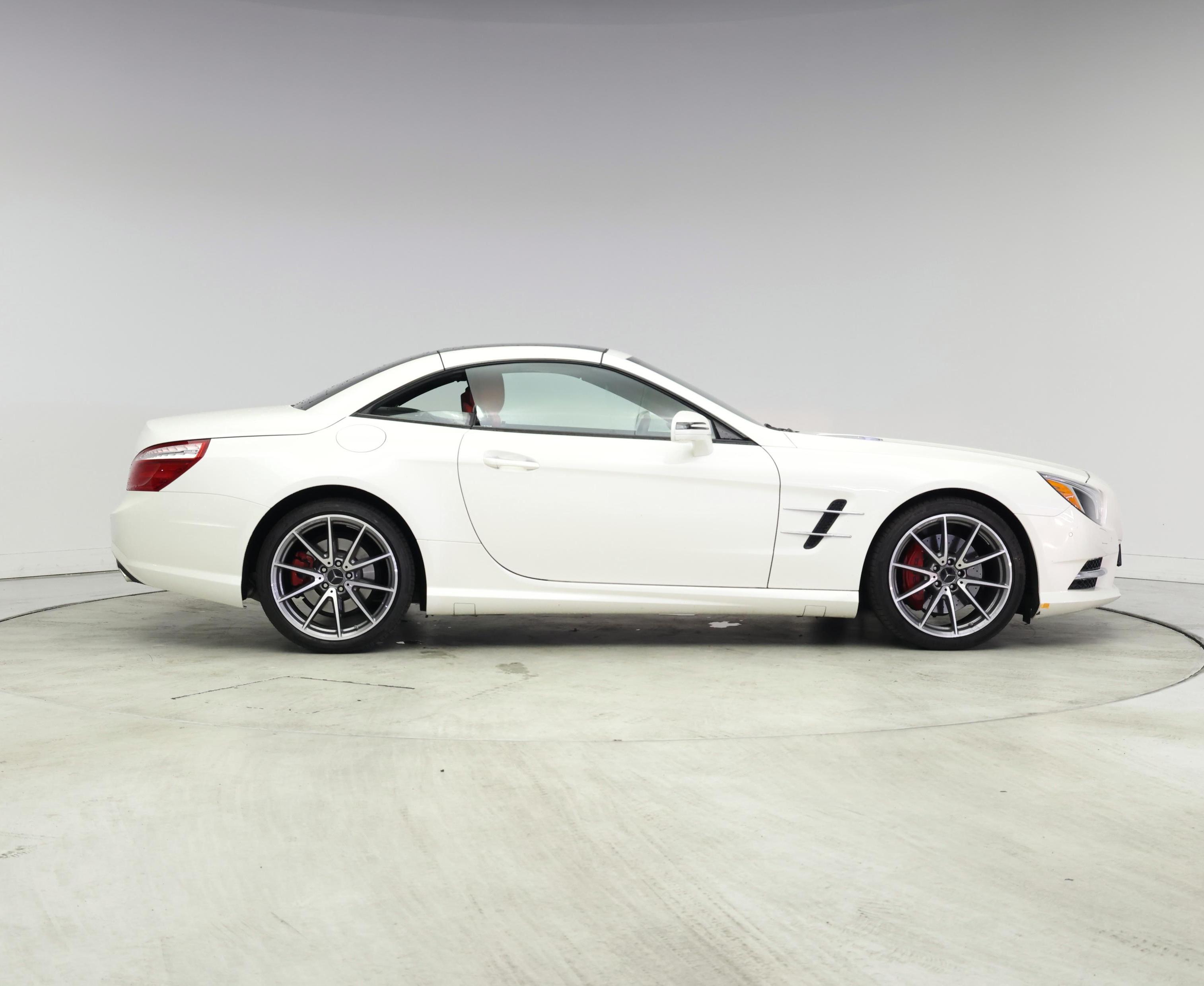 Thumbnail: 2016 Mercedes-Benz SL-Class - 7