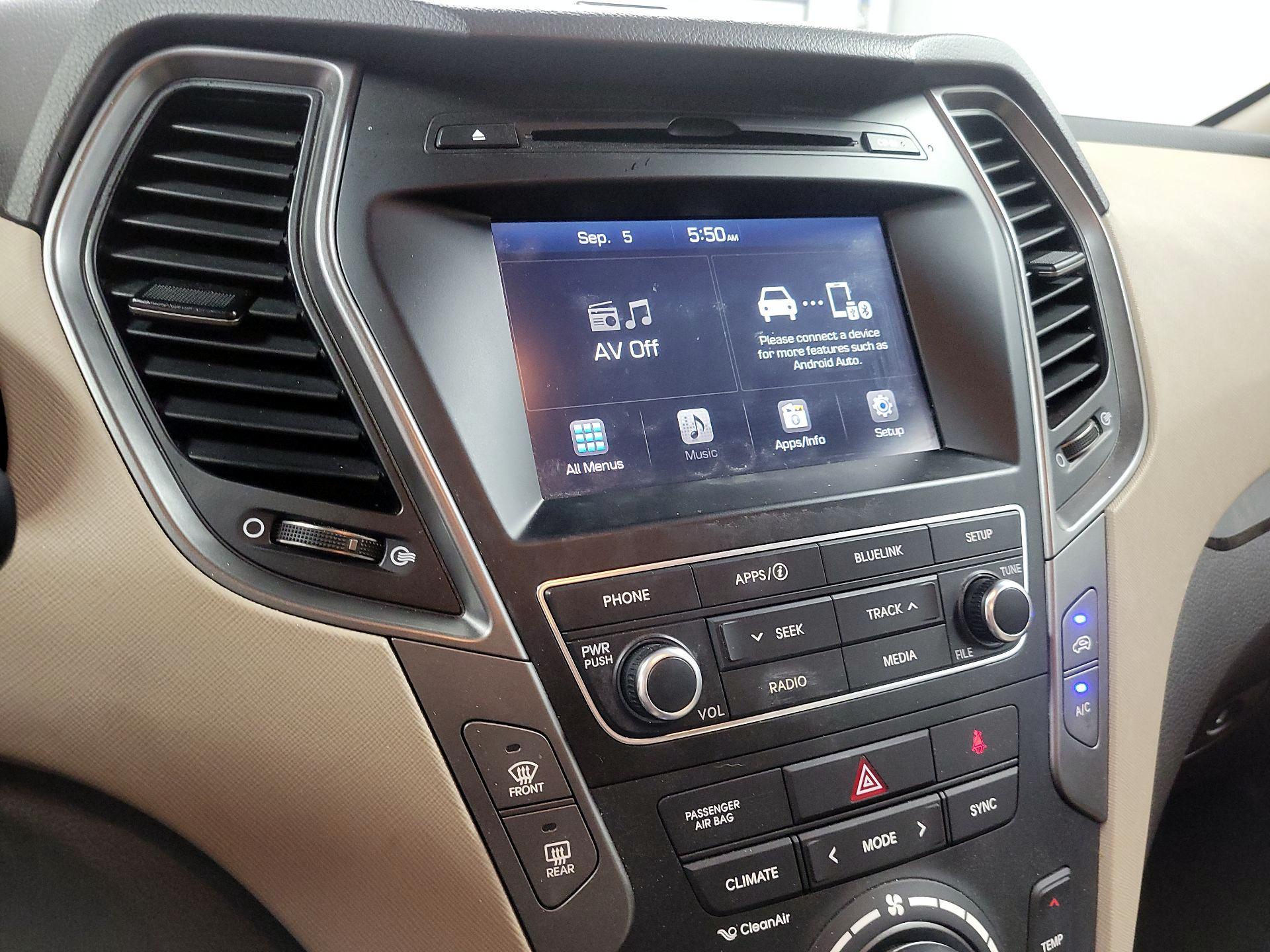 Thumbnail: 2017 Hyundai Santa Fe - 14