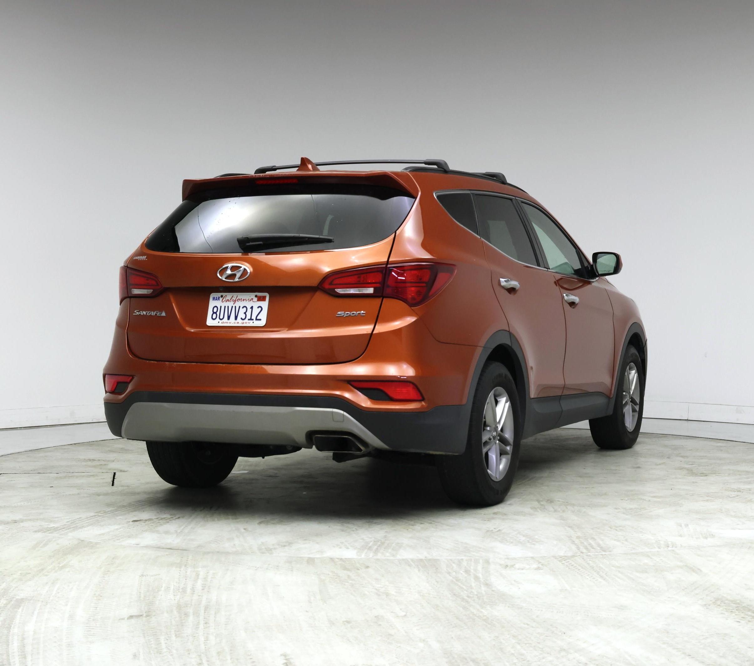 Thumbnail: 2017 Hyundai Santa Fe - 8