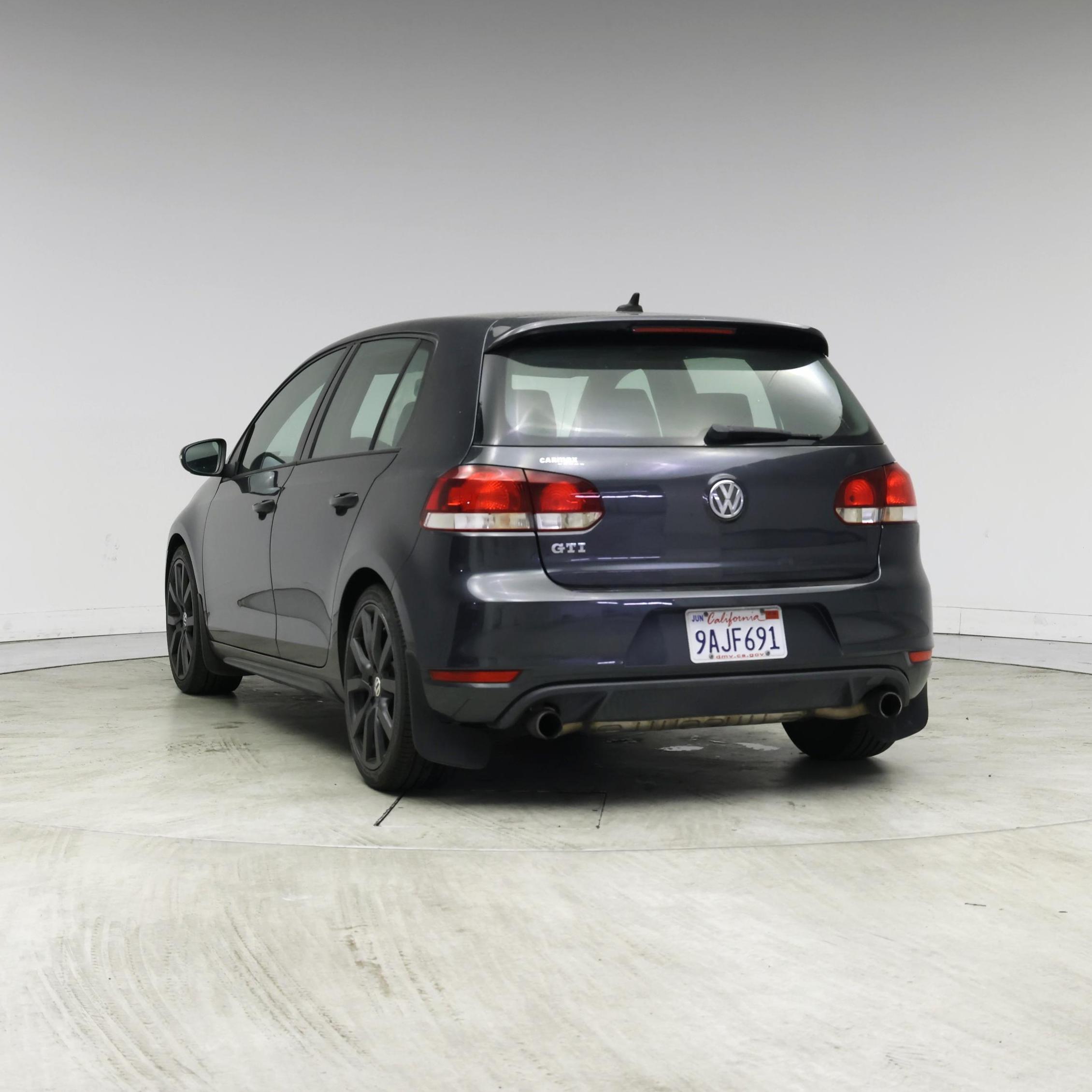 Thumbnail: 2014 Volkswagen Golf - 2
