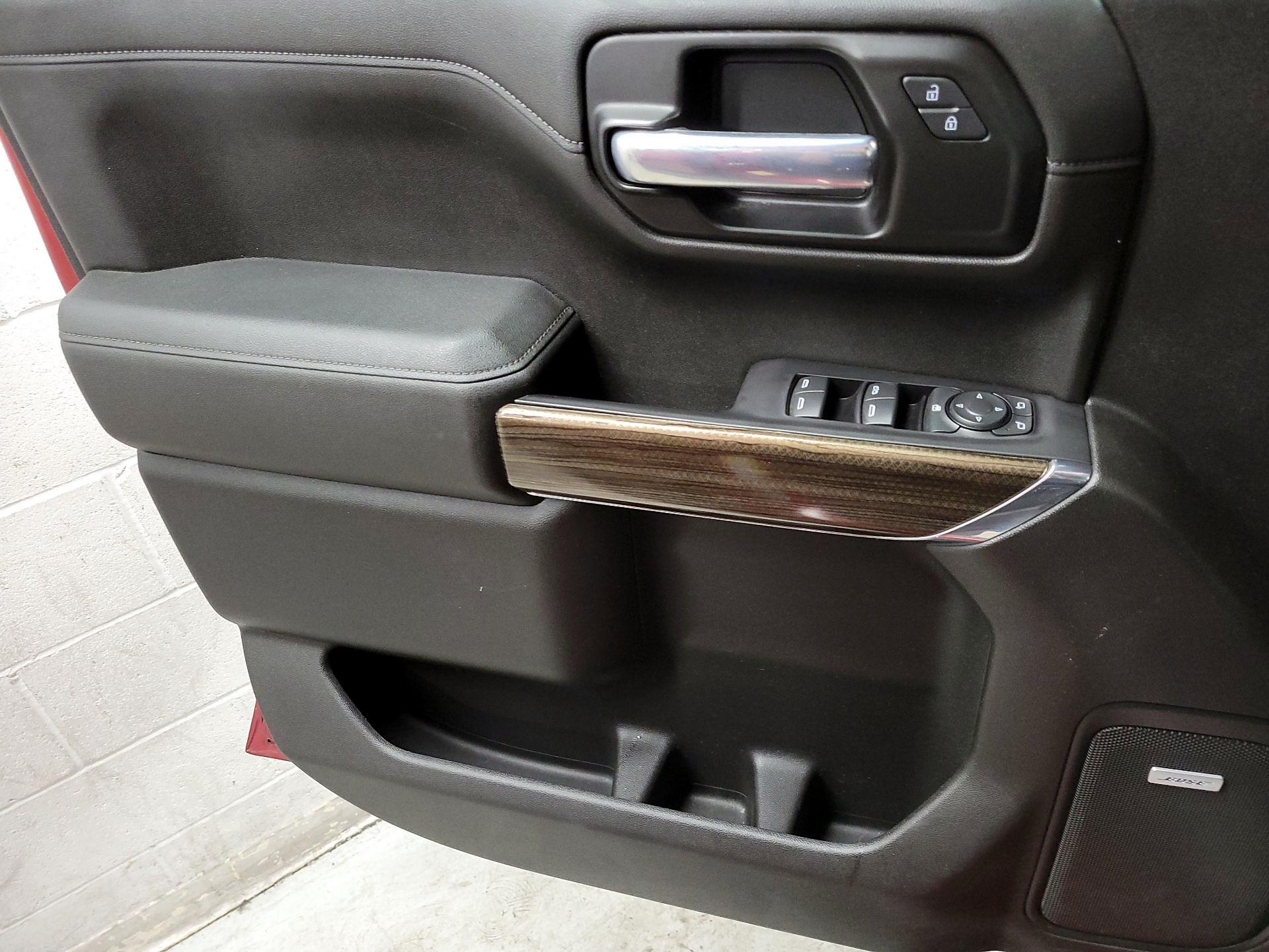 Thumbnail: 2021 Chevrolet Silverado 1500 - 12