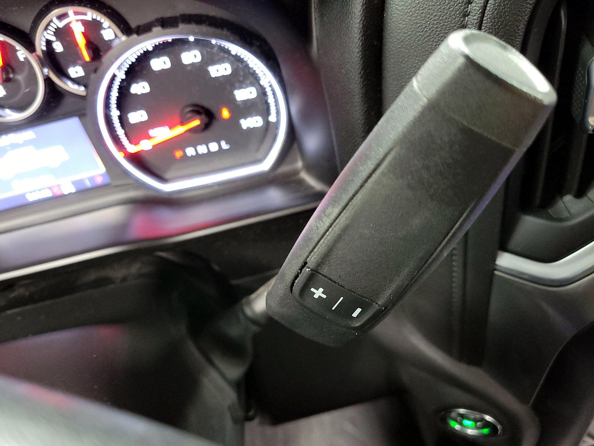 Thumbnail: 2021 Chevrolet Silverado 1500 - 17