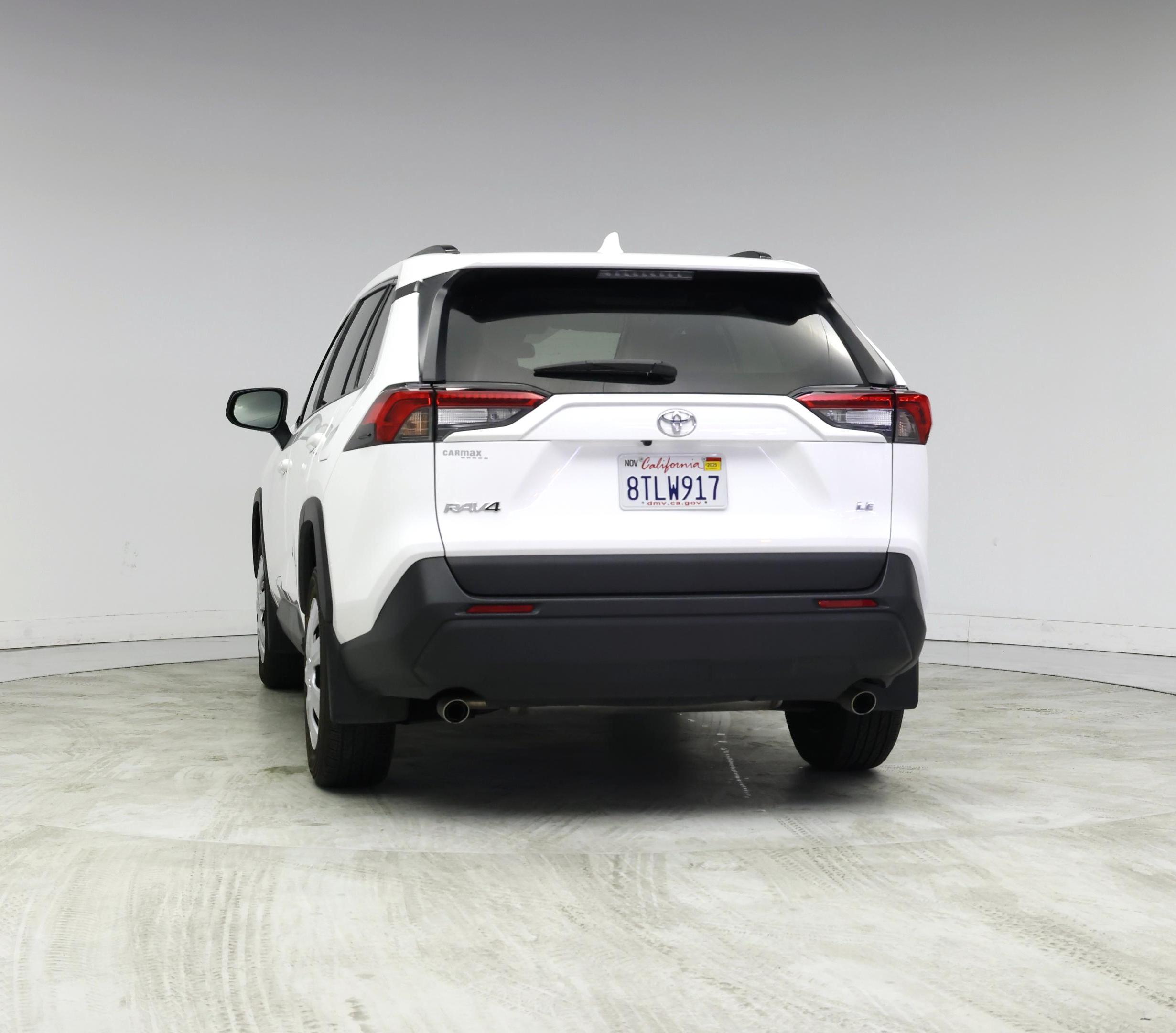 Thumbnail: 2021 Toyota RAV4 - 6