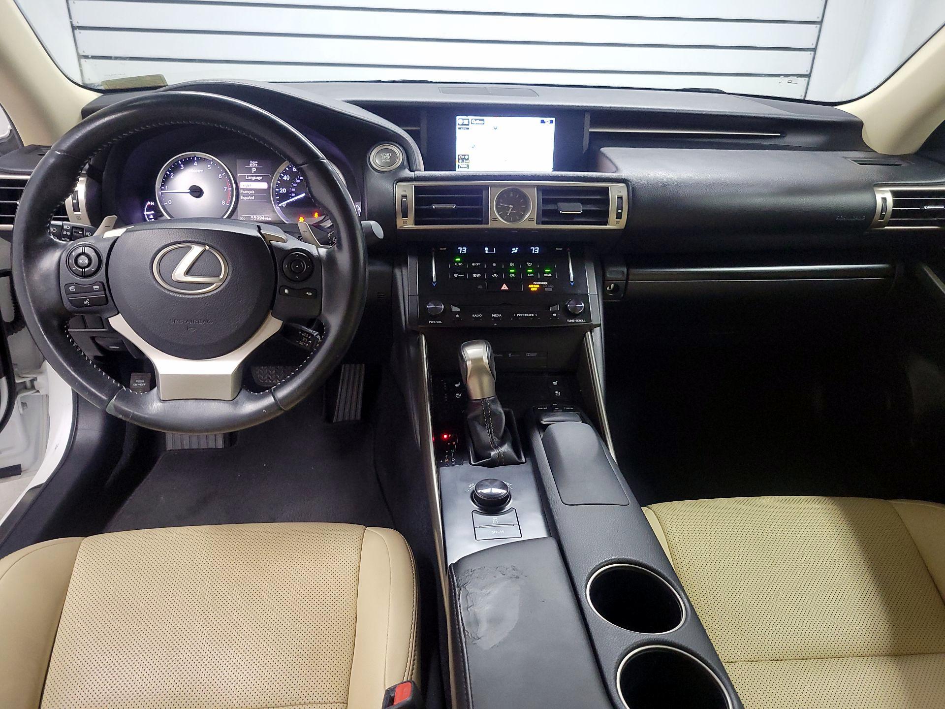 Thumbnail: 2014 Lexus IS - 9