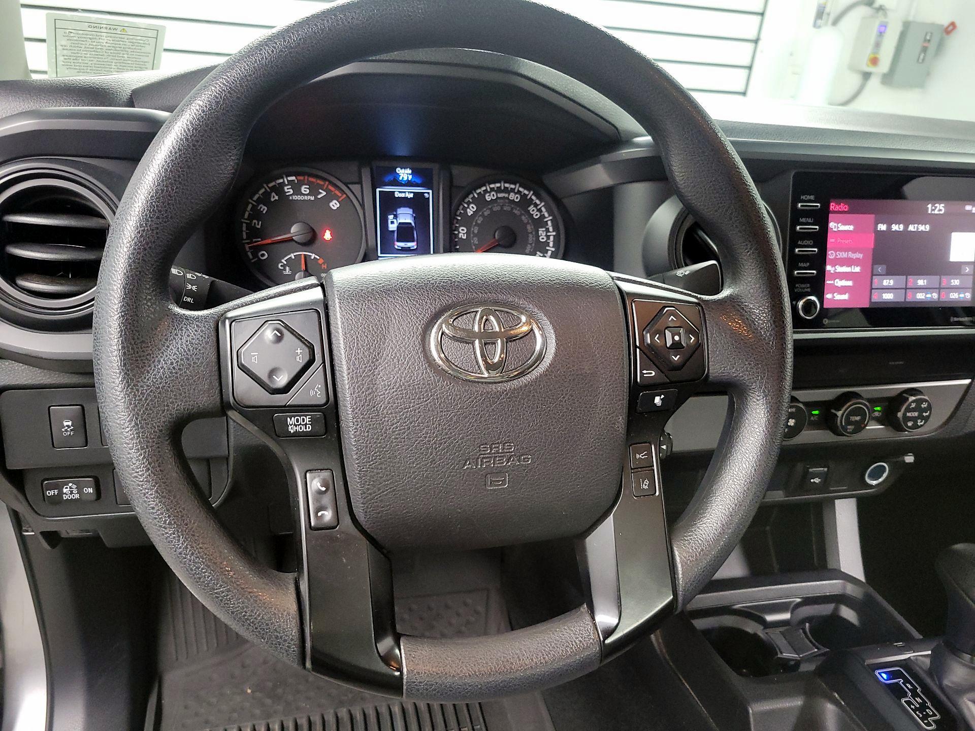 Thumbnail: 2022 Toyota Tacoma - 10
