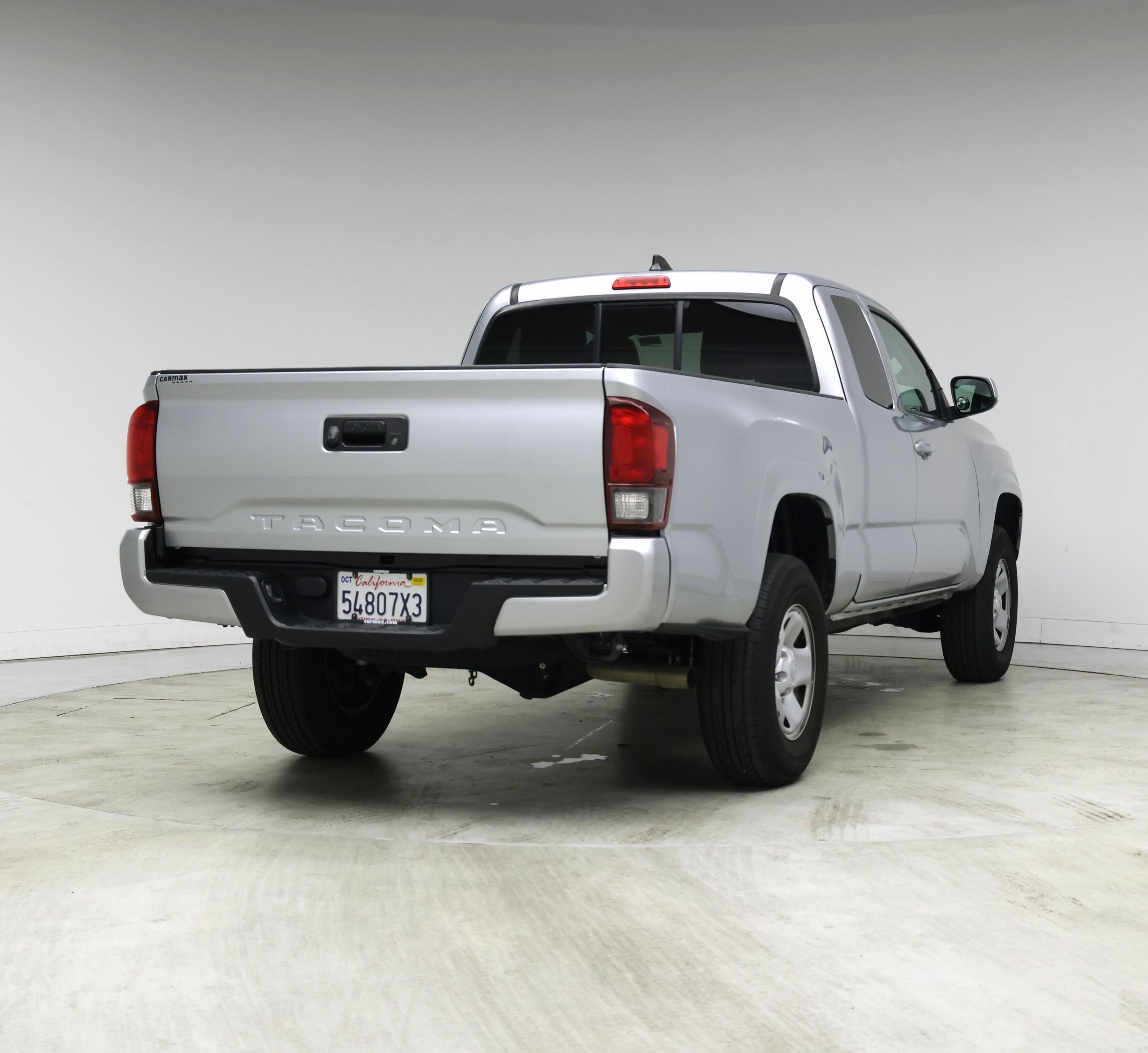 Thumbnail: 2022 Toyota Tacoma - 8