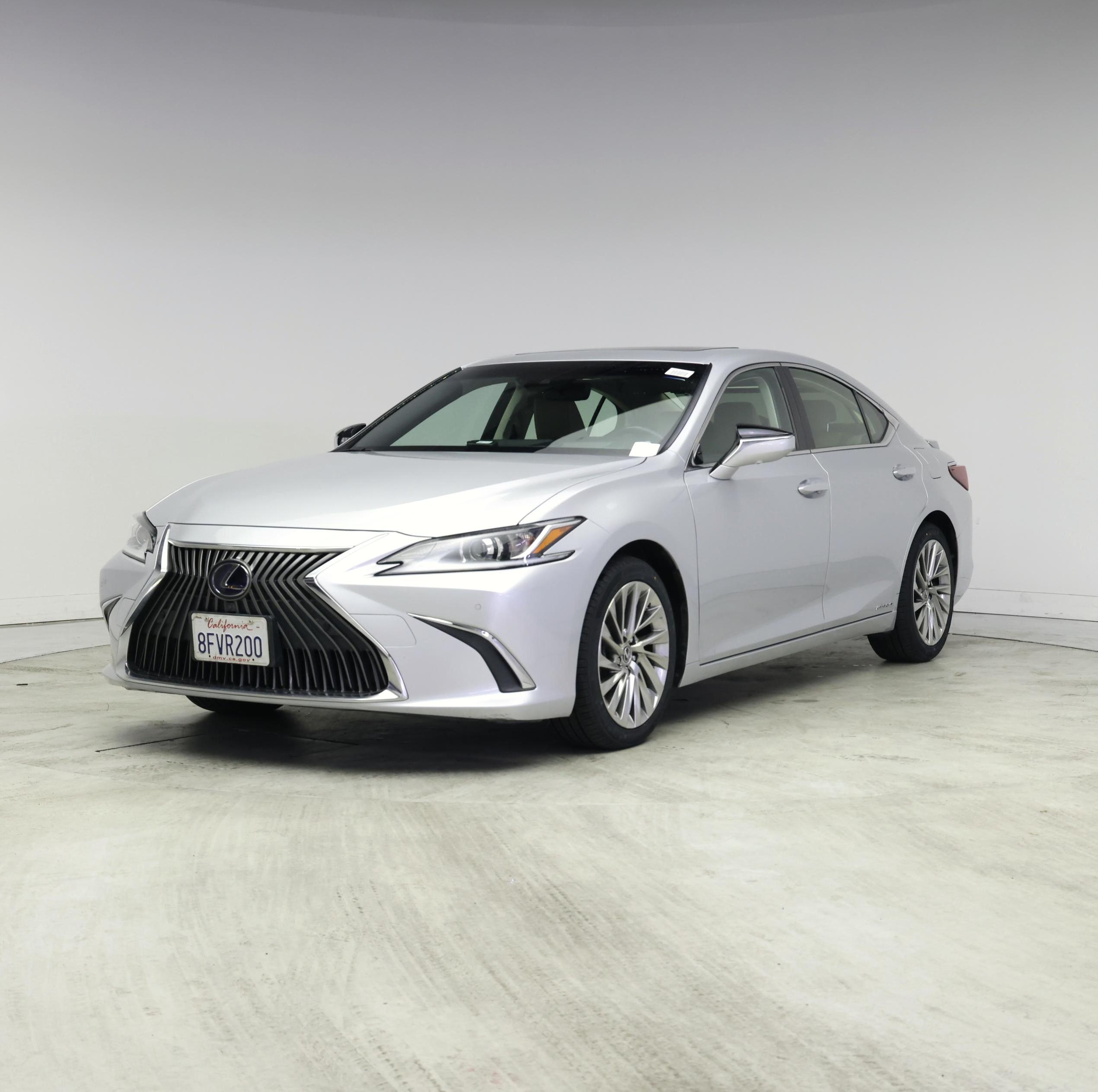 Thumbnail: 2019 Lexus ES - 4