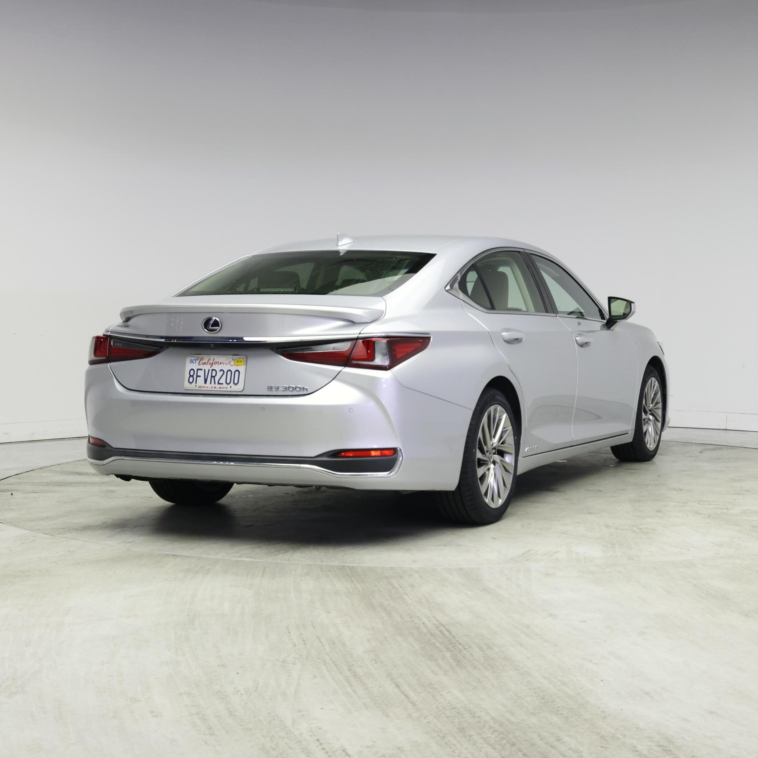 Thumbnail: 2019 Lexus ES - 8