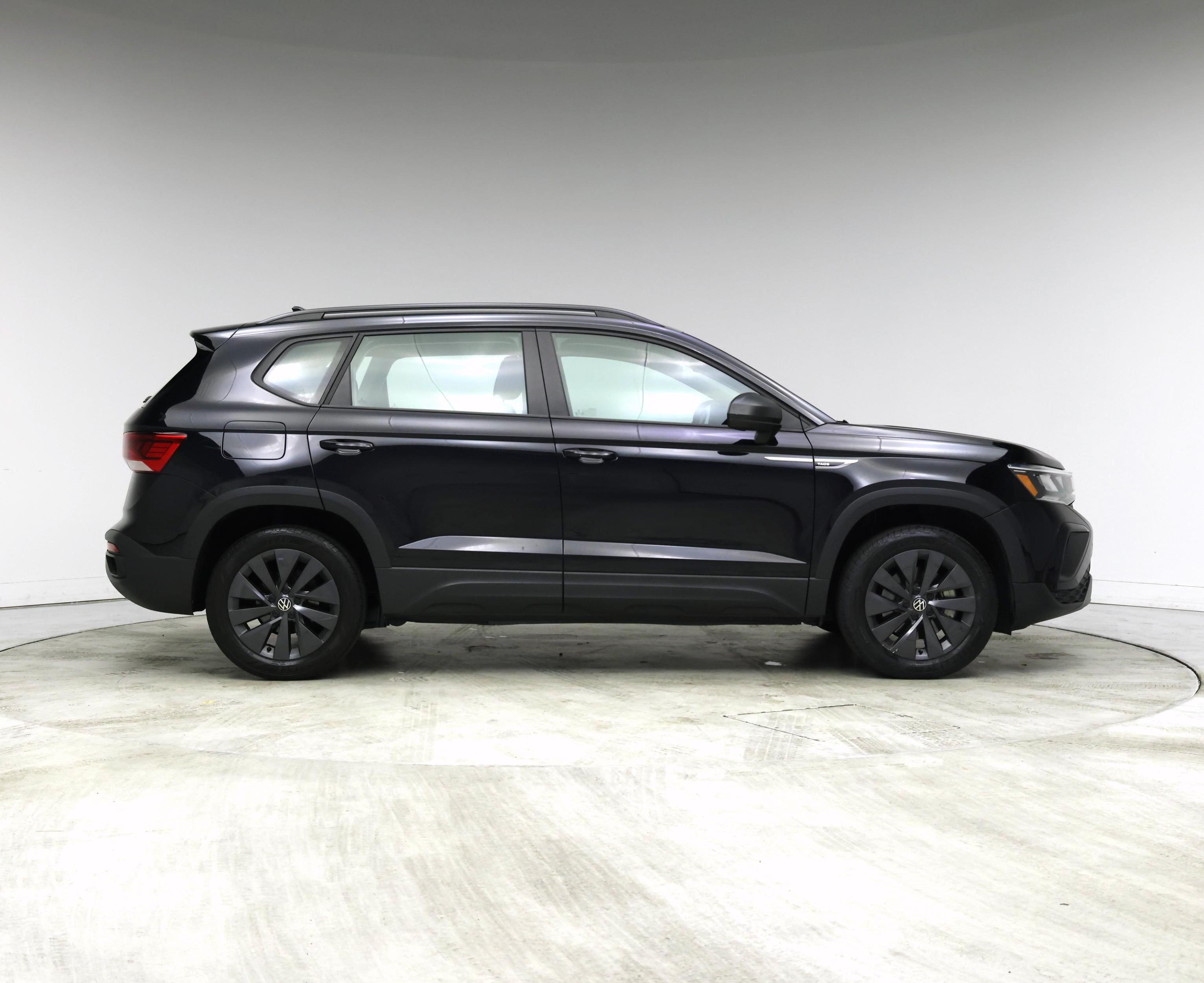 Thumbnail: 2022 Volkswagen Taos - 7