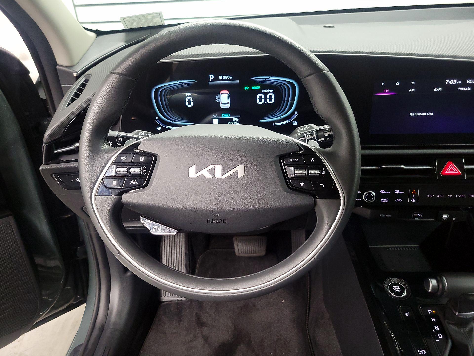 Thumbnail: 2024 Kia Niro - 10