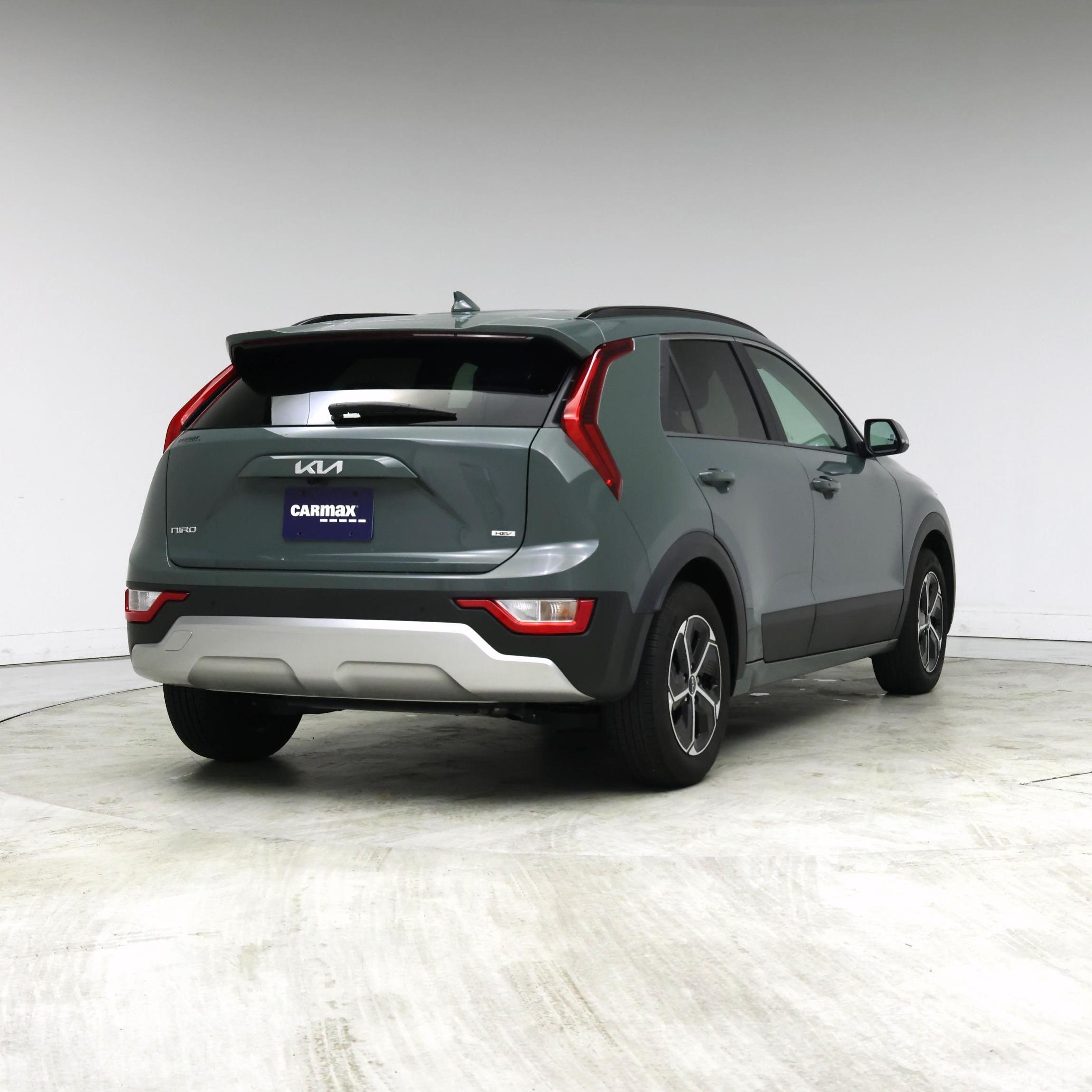 Thumbnail: 2024 Kia Niro - 8