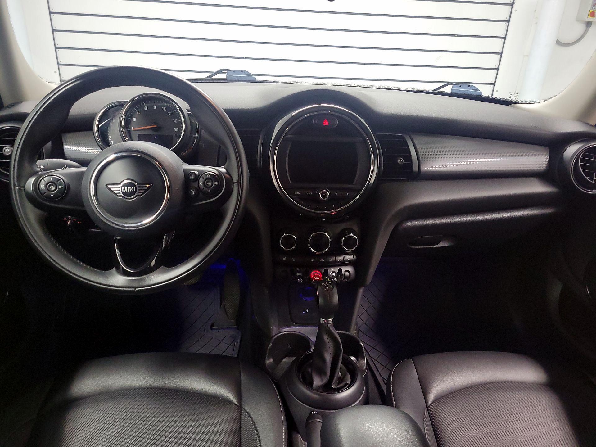 Thumbnail: 2019 MINI Cooper Hardtop - 9