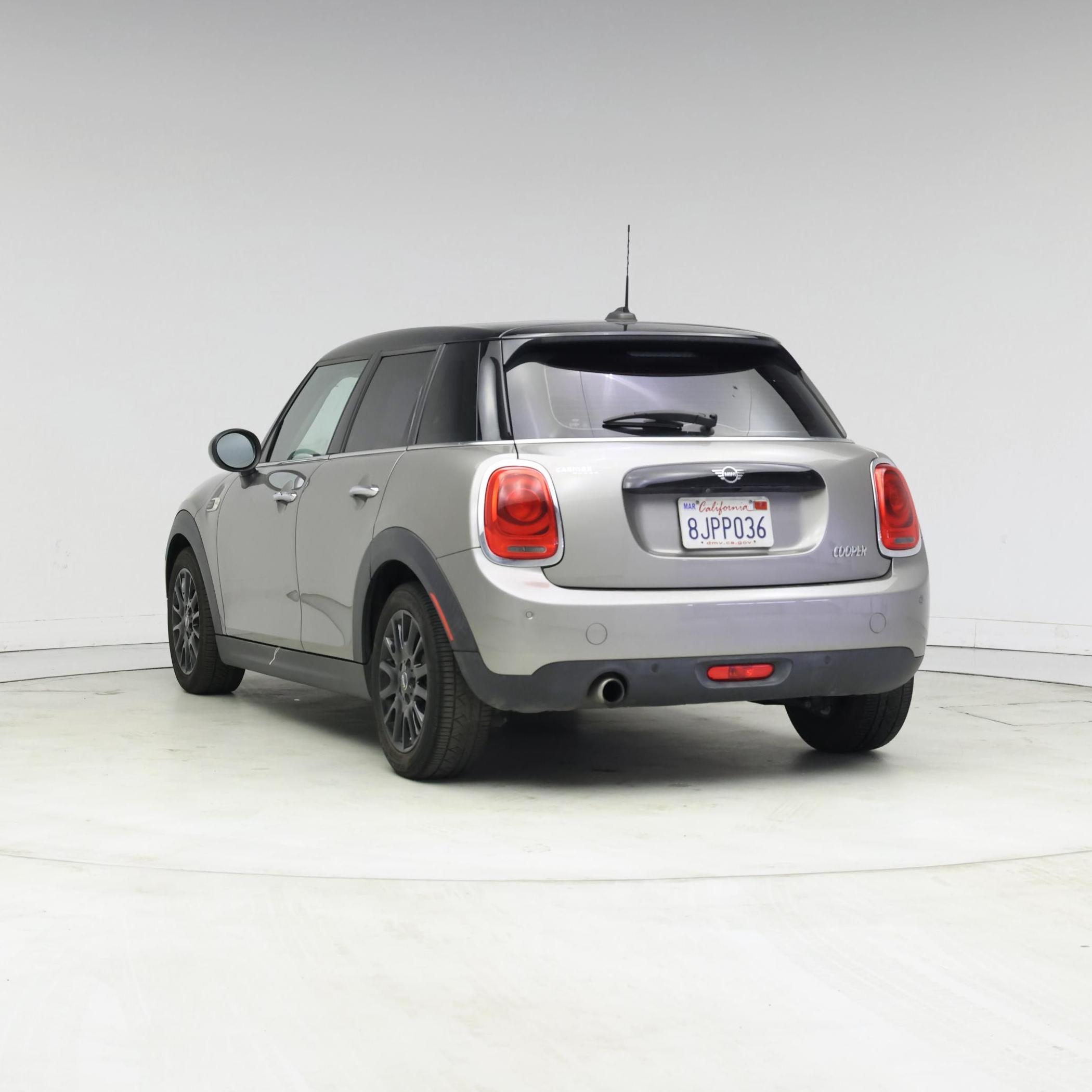 Thumbnail: 2019 MINI Cooper Hardtop - 2