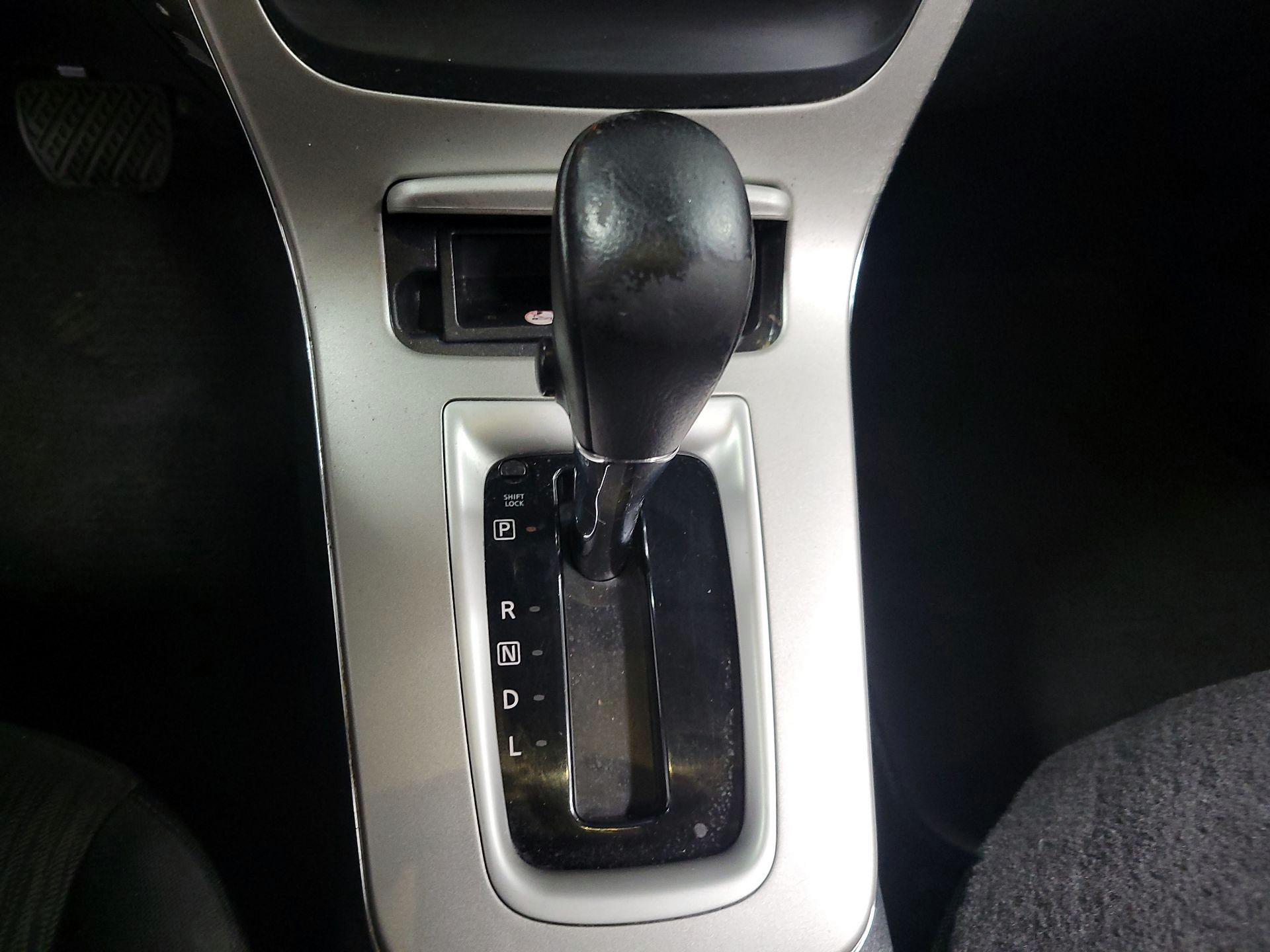 Thumbnail: 2015 Nissan Sentra - 17