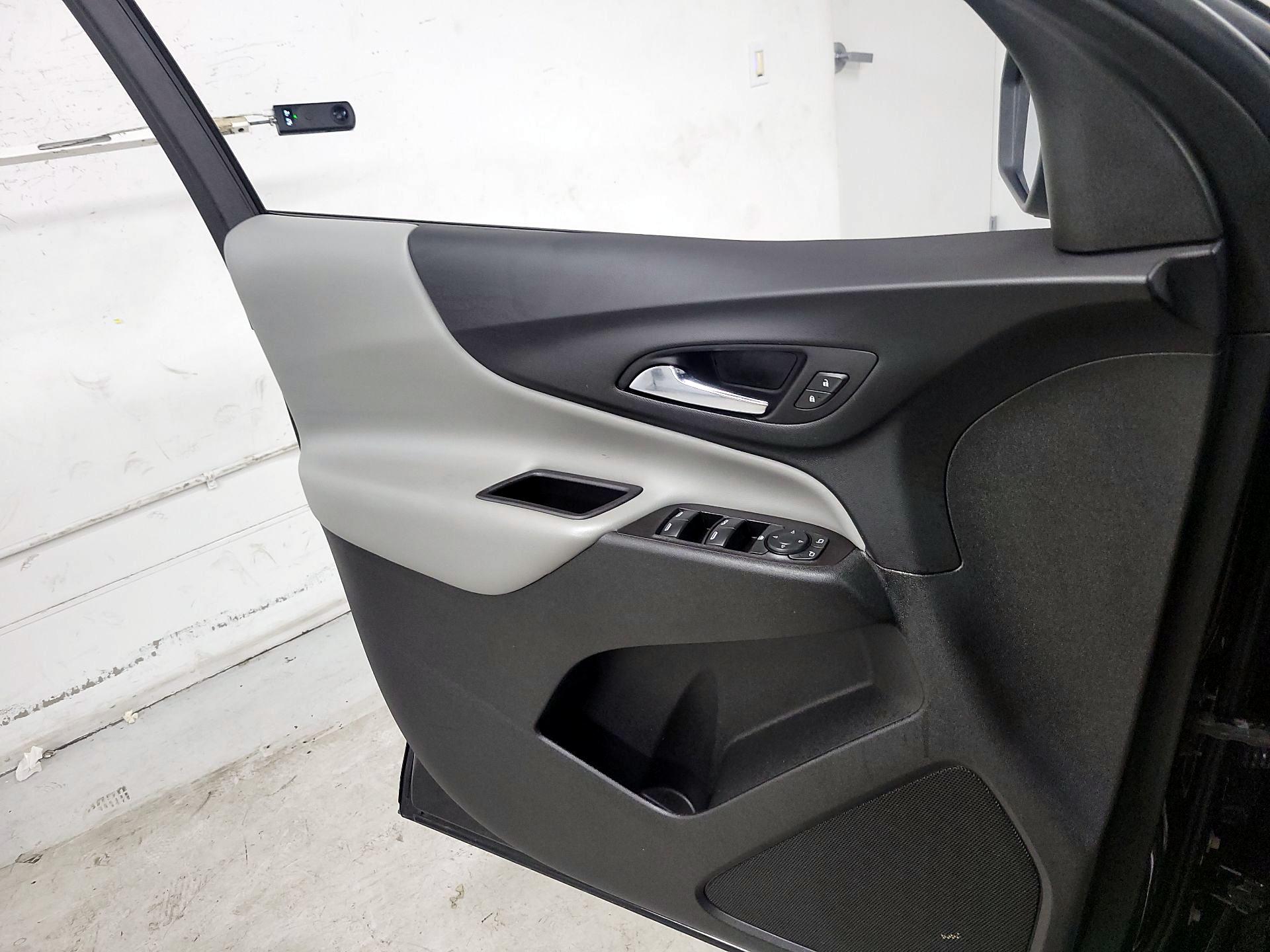 Thumbnail: 2021 Chevrolet Equinox - 12
