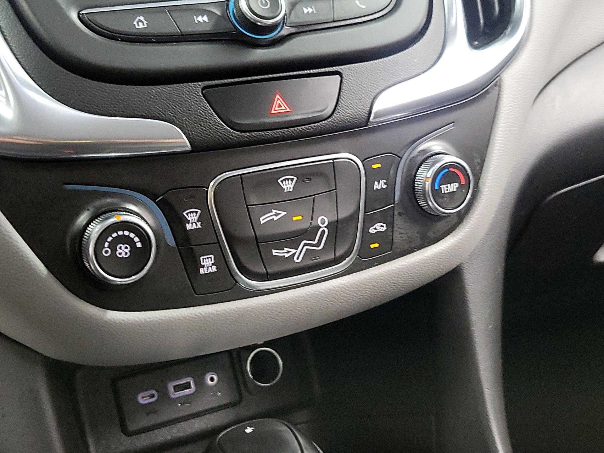 Thumbnail: 2021 Chevrolet Equinox - 15