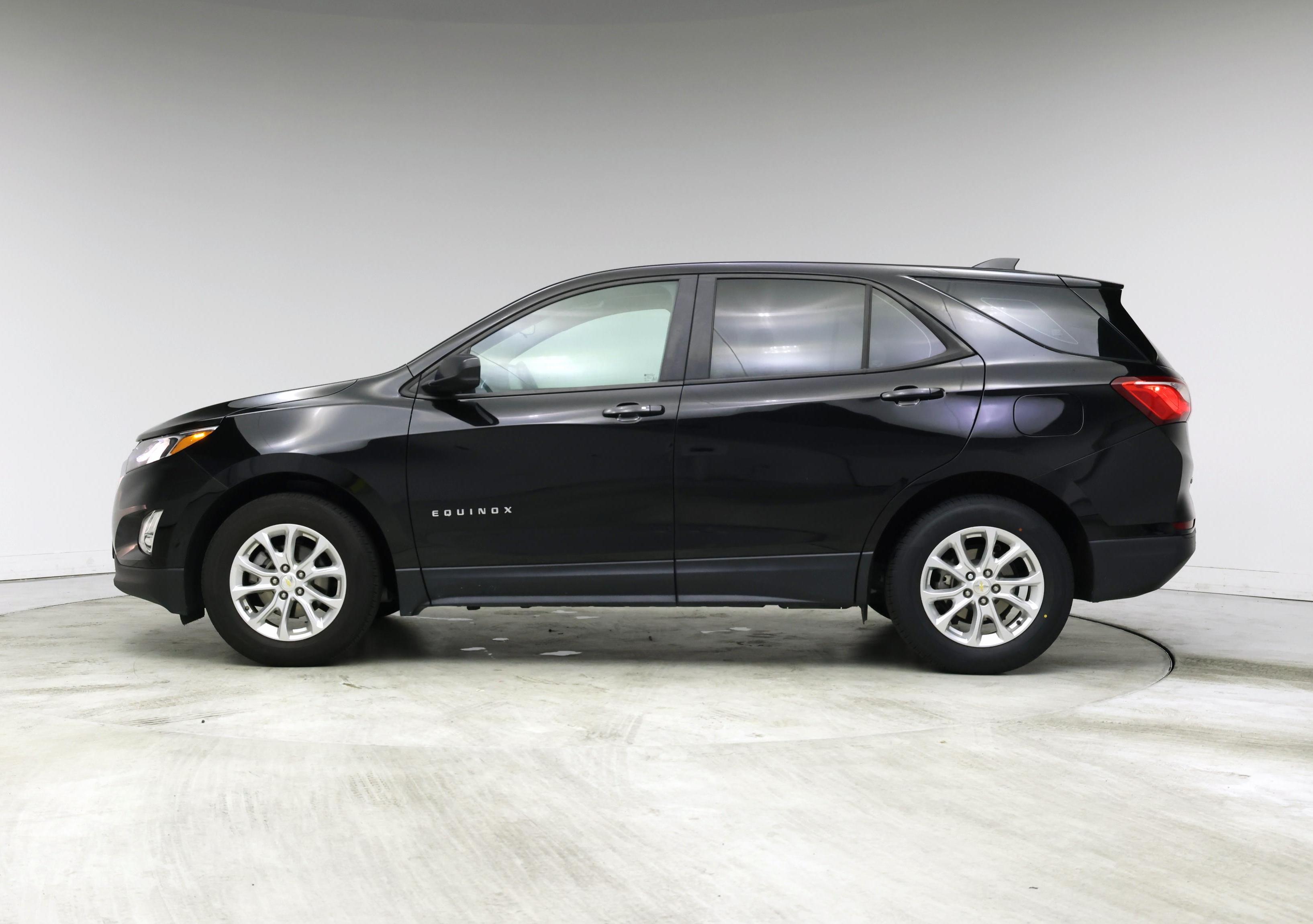Thumbnail: 2021 Chevrolet Equinox - 3