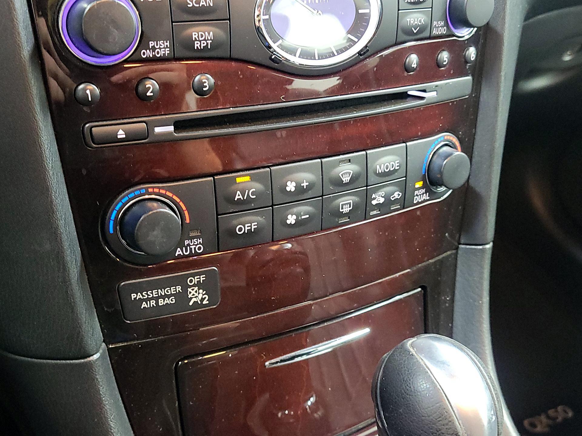 Thumbnail: 2014 INFINITI QX50 - 14